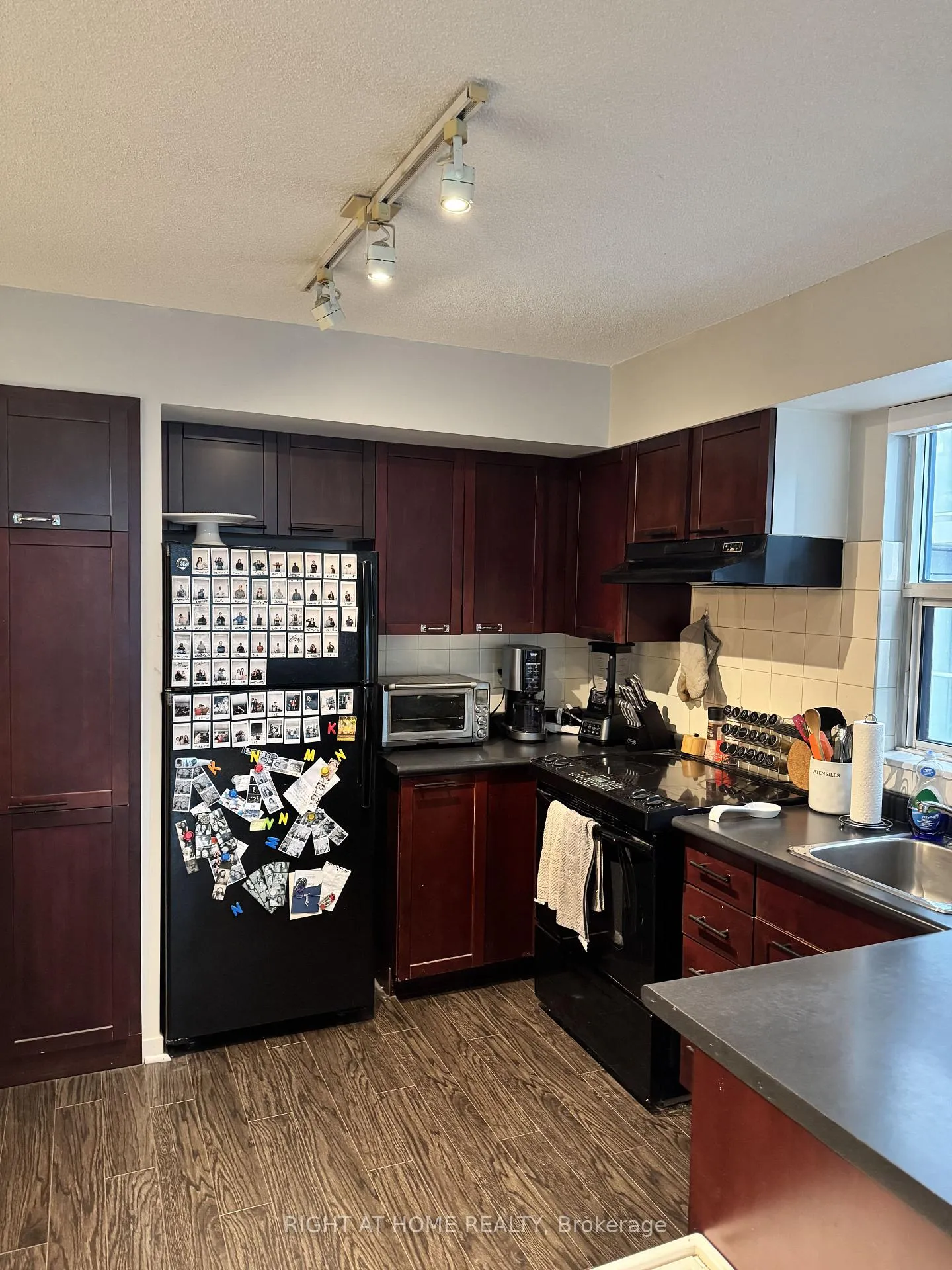 Photo 8 of Unit 1013, 75 Dalhousie Street, Toronto, Church-Yonge Corridor — HOMEH