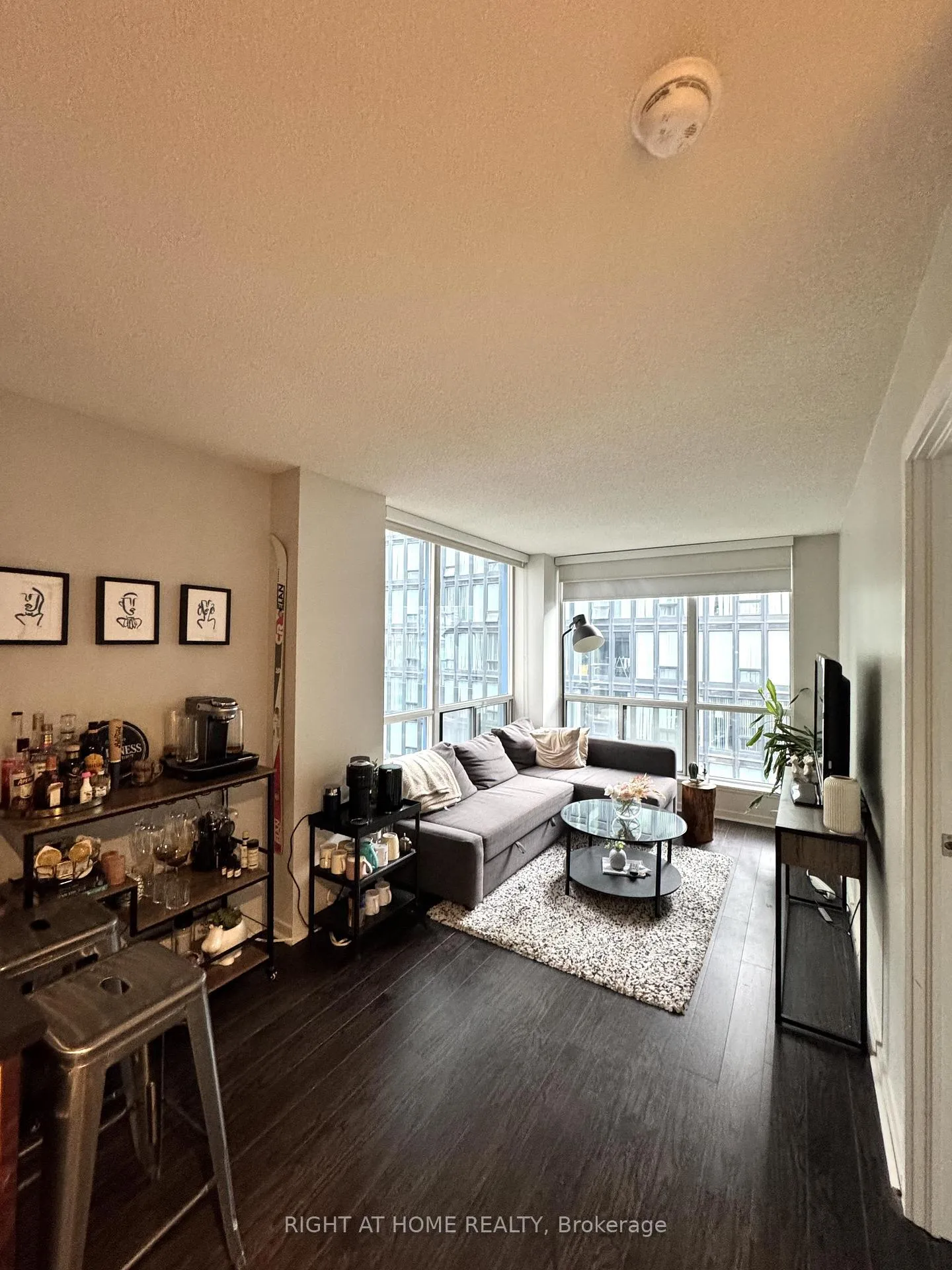 Photo 9 of Unit 1013, 75 Dalhousie Street, Toronto, Church-Yonge Corridor — HOMEH