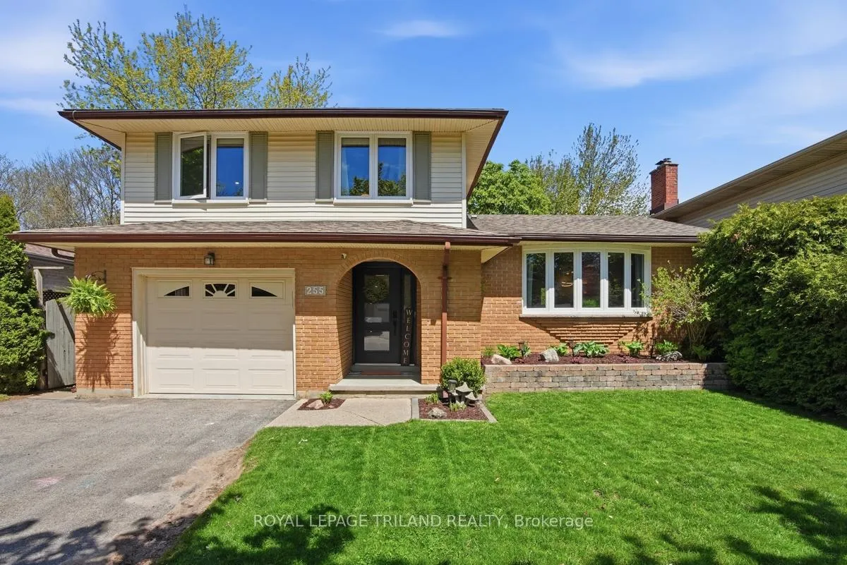Photo 1 of 255 Highview Crescent, London, South O — HOMEH