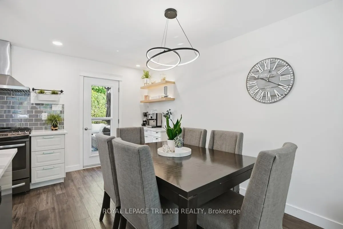 Photo 16 of 255 Highview Crescent, London, South O — HOMEH