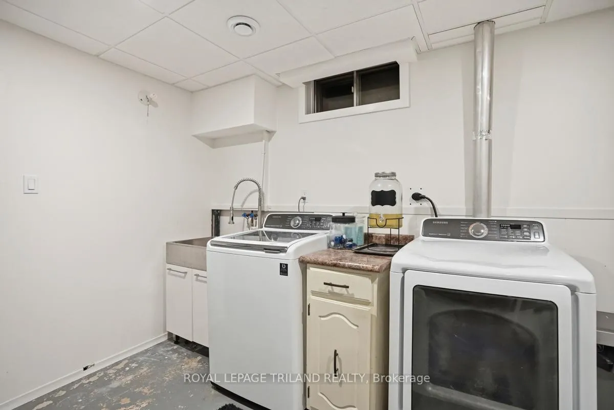 Photo 31 of 255 Highview Crescent, London, South O — HOMEH