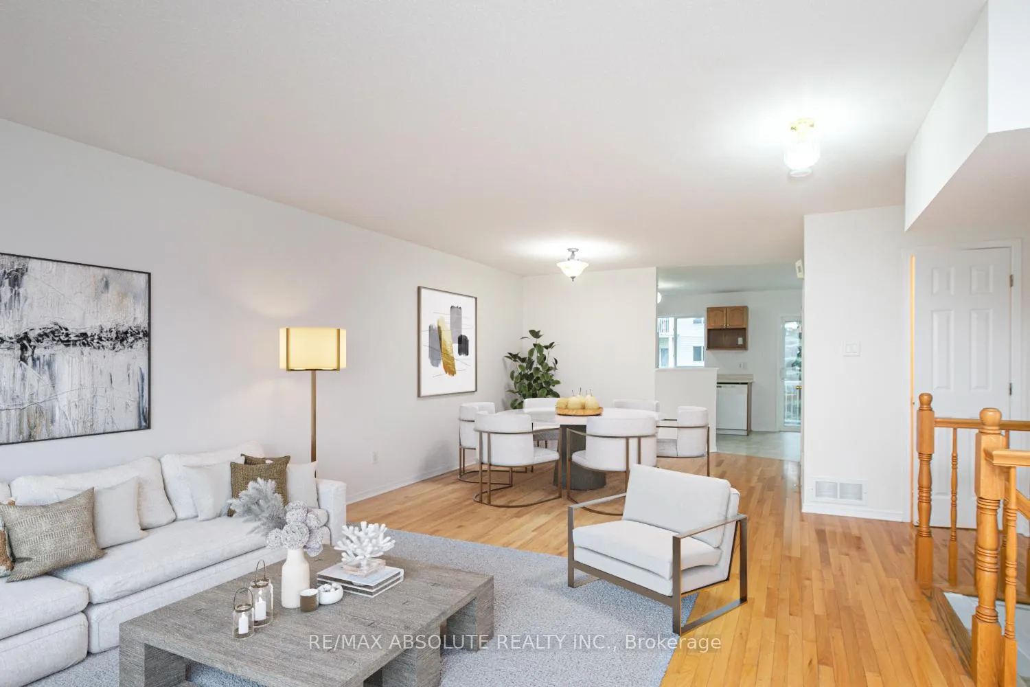 Photo 2 of 250 Gershwin Private, Ottawa, Westcliffe Estates — HOMEH