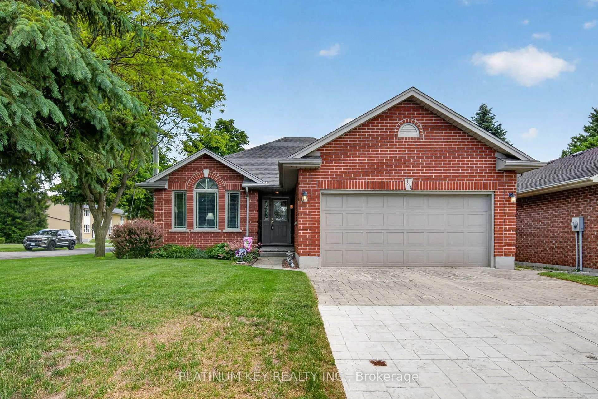 Photo 1 of 441 Drury Lane, Strathroy-Caradoc, NW — HOMEH