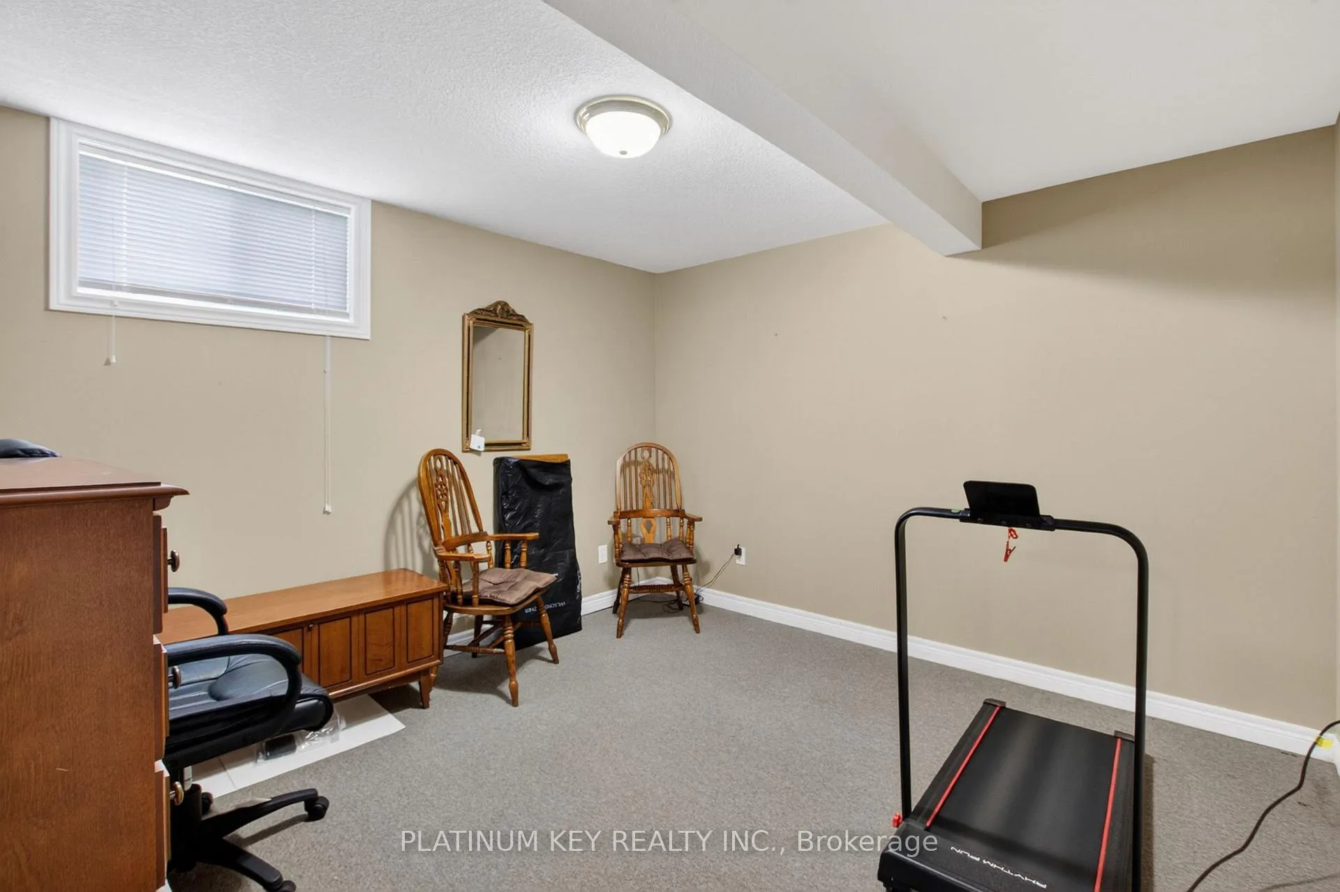 Photo 34 of 441 Drury Lane, Strathroy-Caradoc, NW — HOMEH