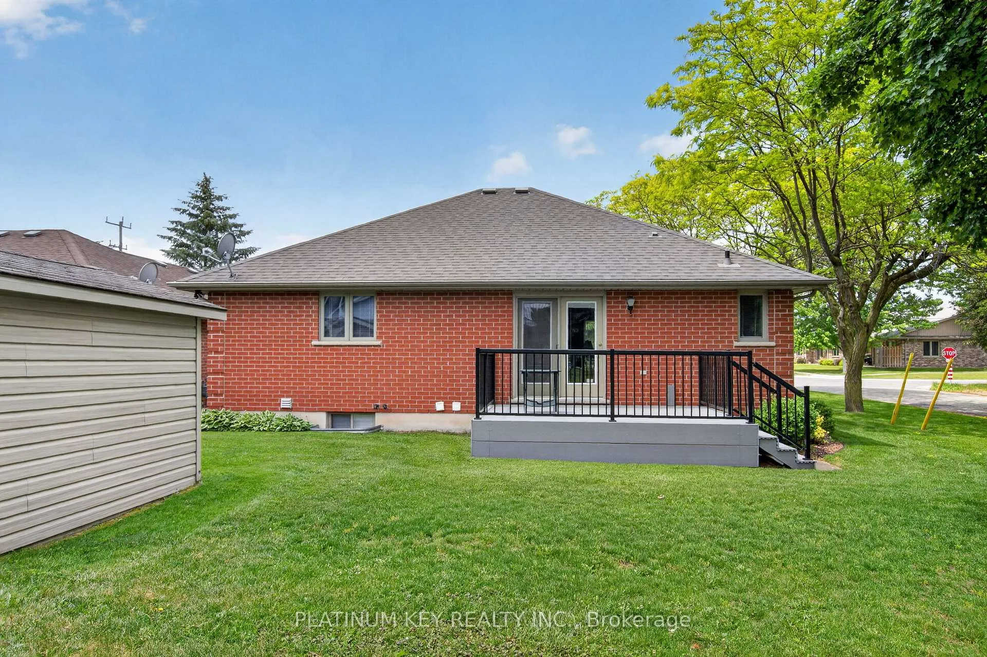 Photo 42 of 441 Drury Lane, Strathroy-Caradoc, NW — HOMEH