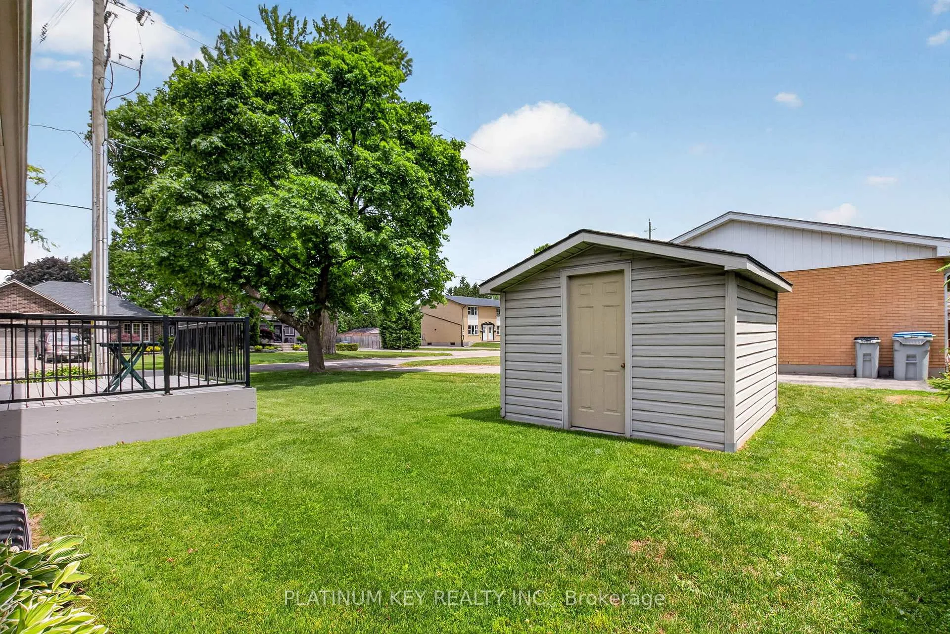 Photo 43 of 441 Drury Lane, Strathroy-Caradoc, NW — HOMEH