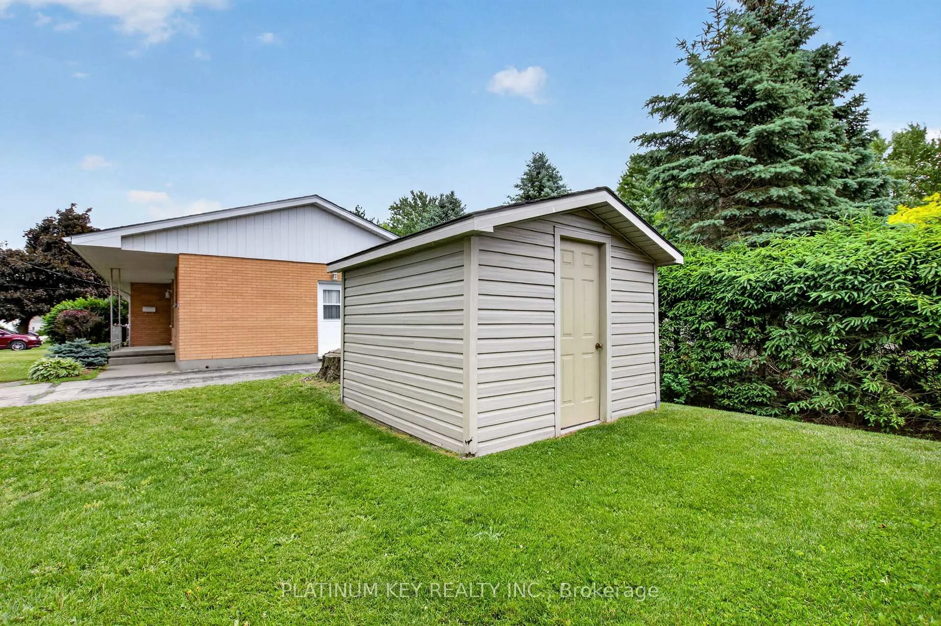 Photo 45 of 441 Drury Lane, Strathroy-Caradoc, NW — HOMEH