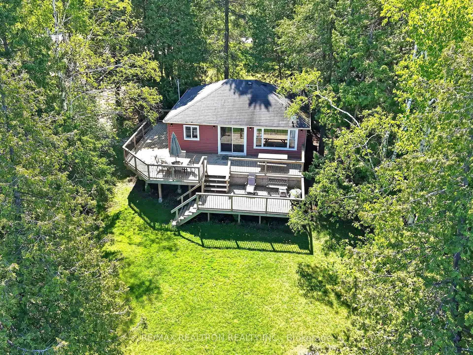 Photo 10 of 58 Iris Drive, Kawartha Lakes, Fenelon — HOMEH