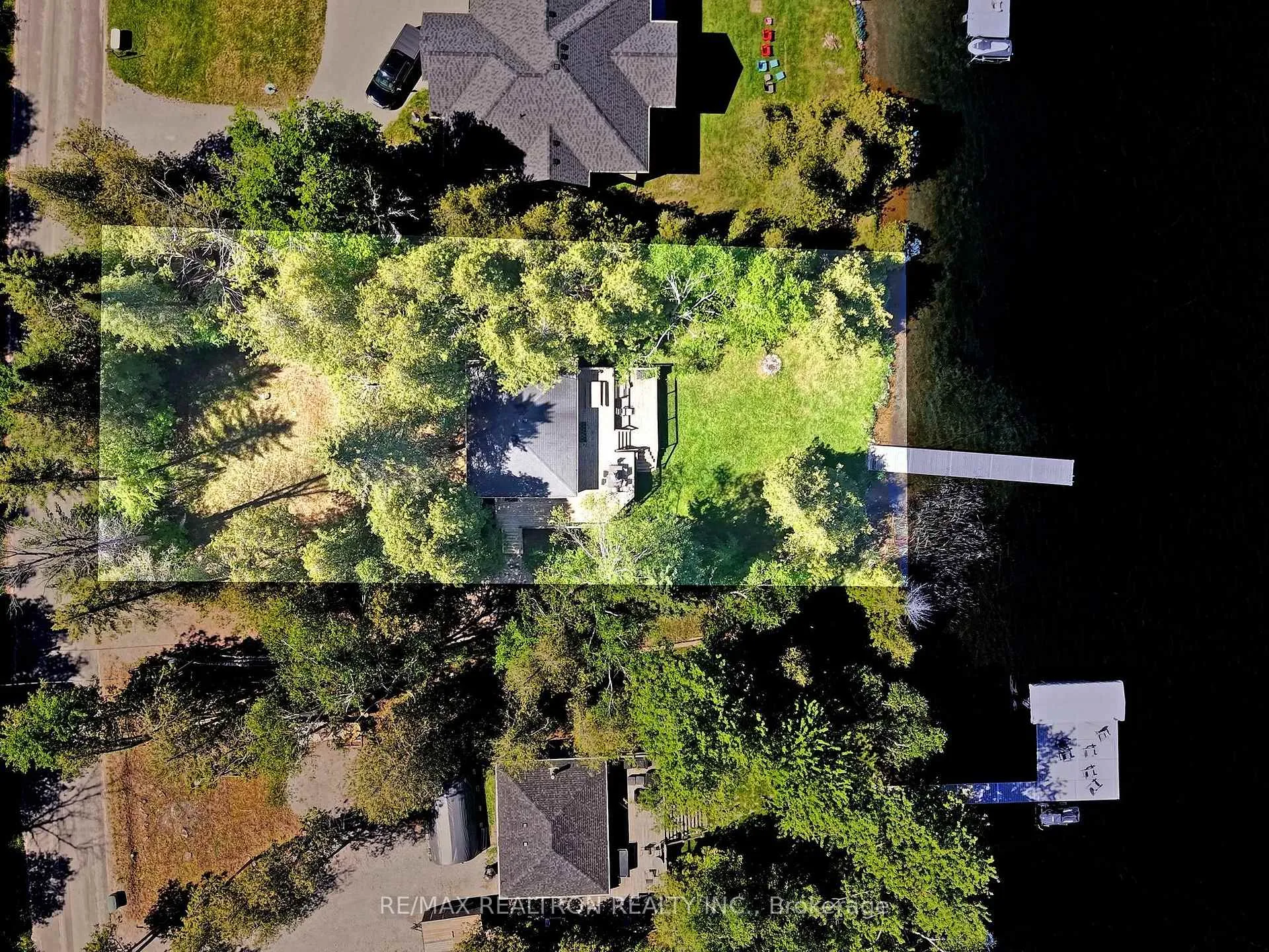 Photo 14 of 58 Iris Drive, Kawartha Lakes, Fenelon — HOMEH