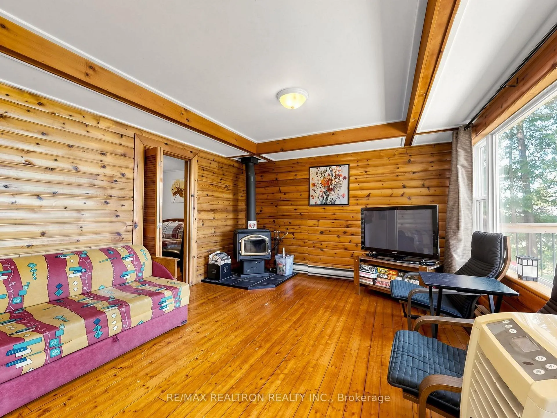 Photo 45 of 58 Iris Drive, Kawartha Lakes, Fenelon — HOMEH