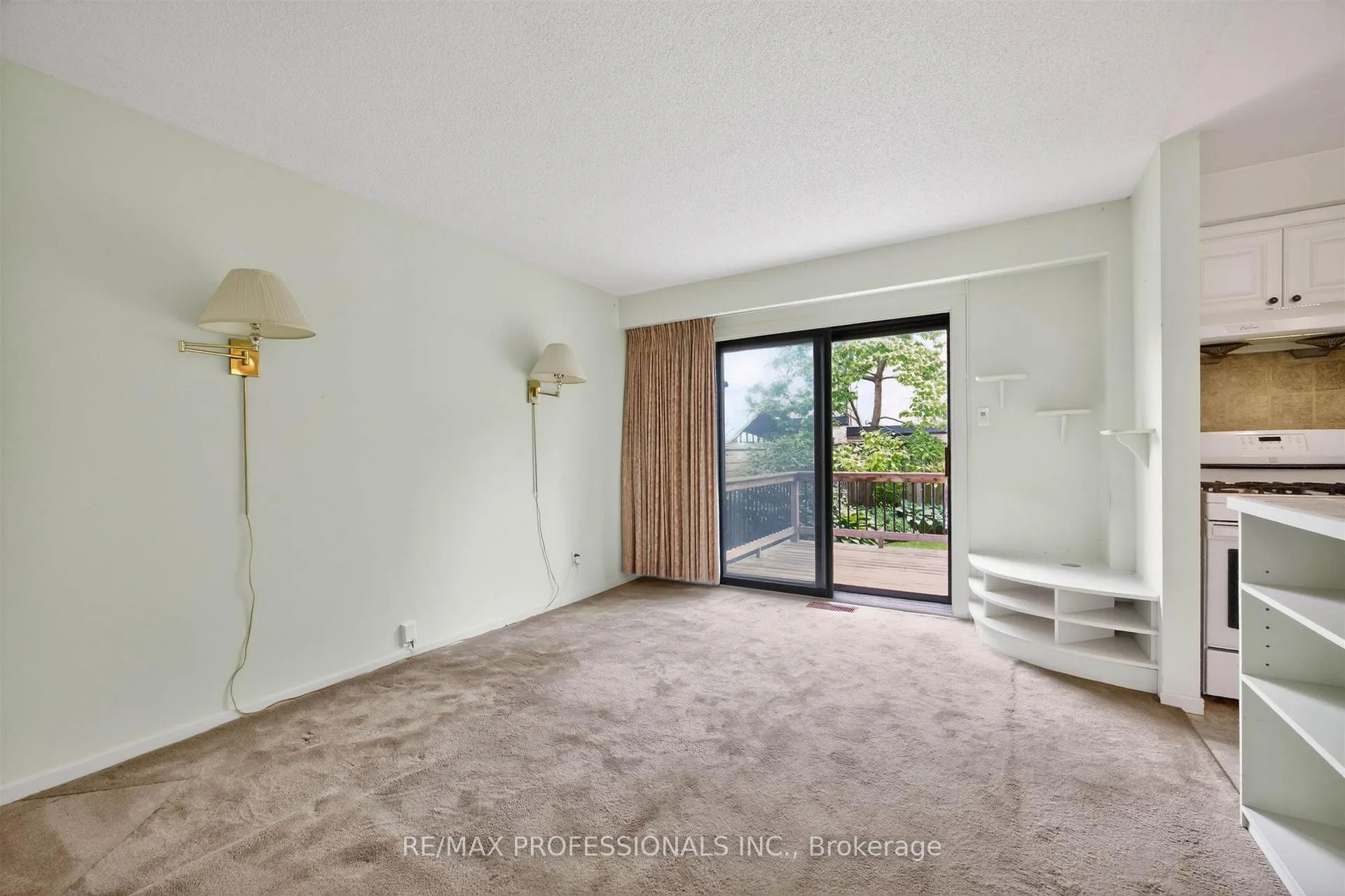 Photo 13 of 4 Bigham Crescent, Etobicoke, Eringate-Centennial-West Deane — HOMEH