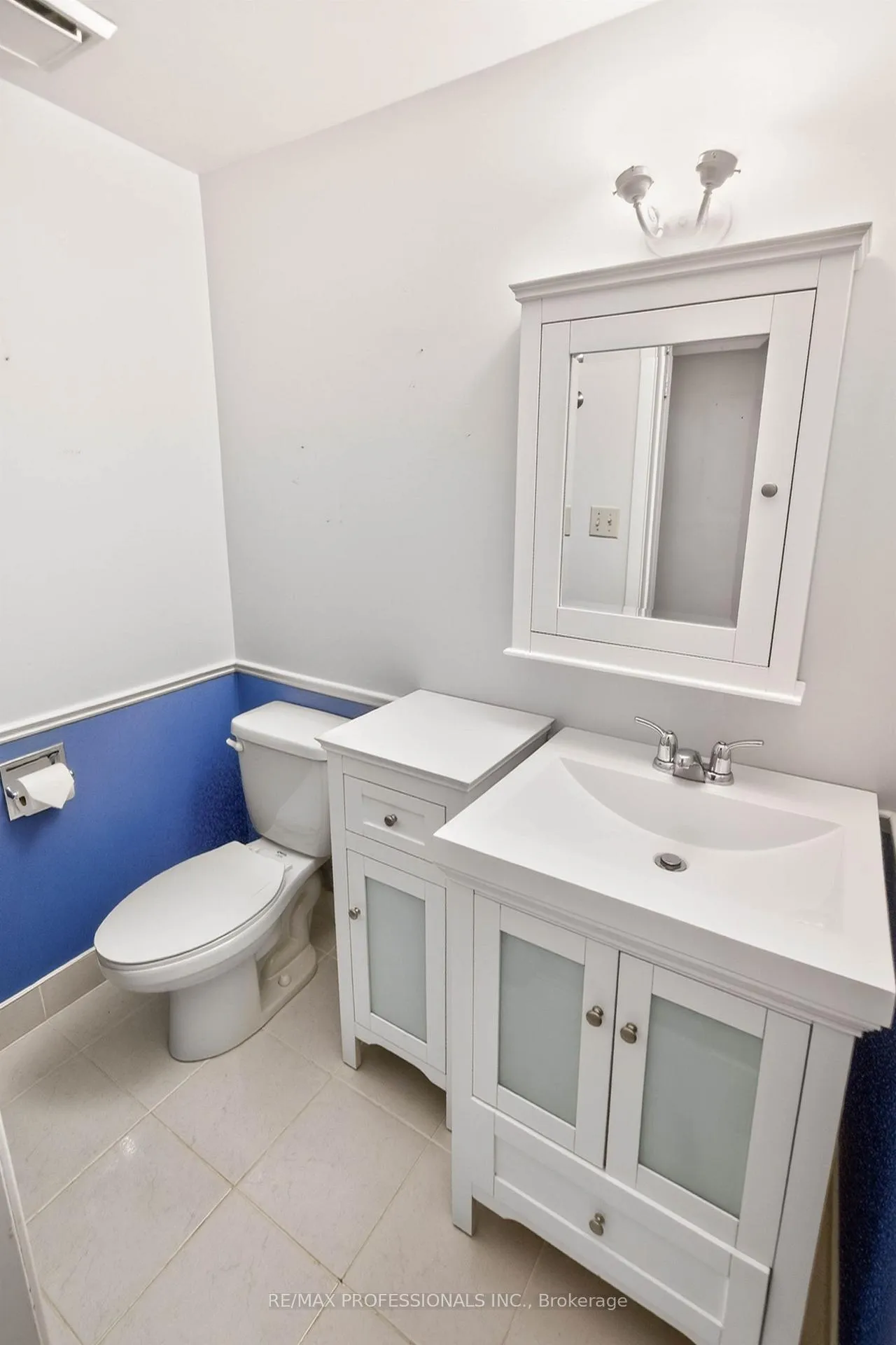 Photo 17 of 4 Bigham Crescent, Etobicoke, Eringate-Centennial-West Deane — HOMEH