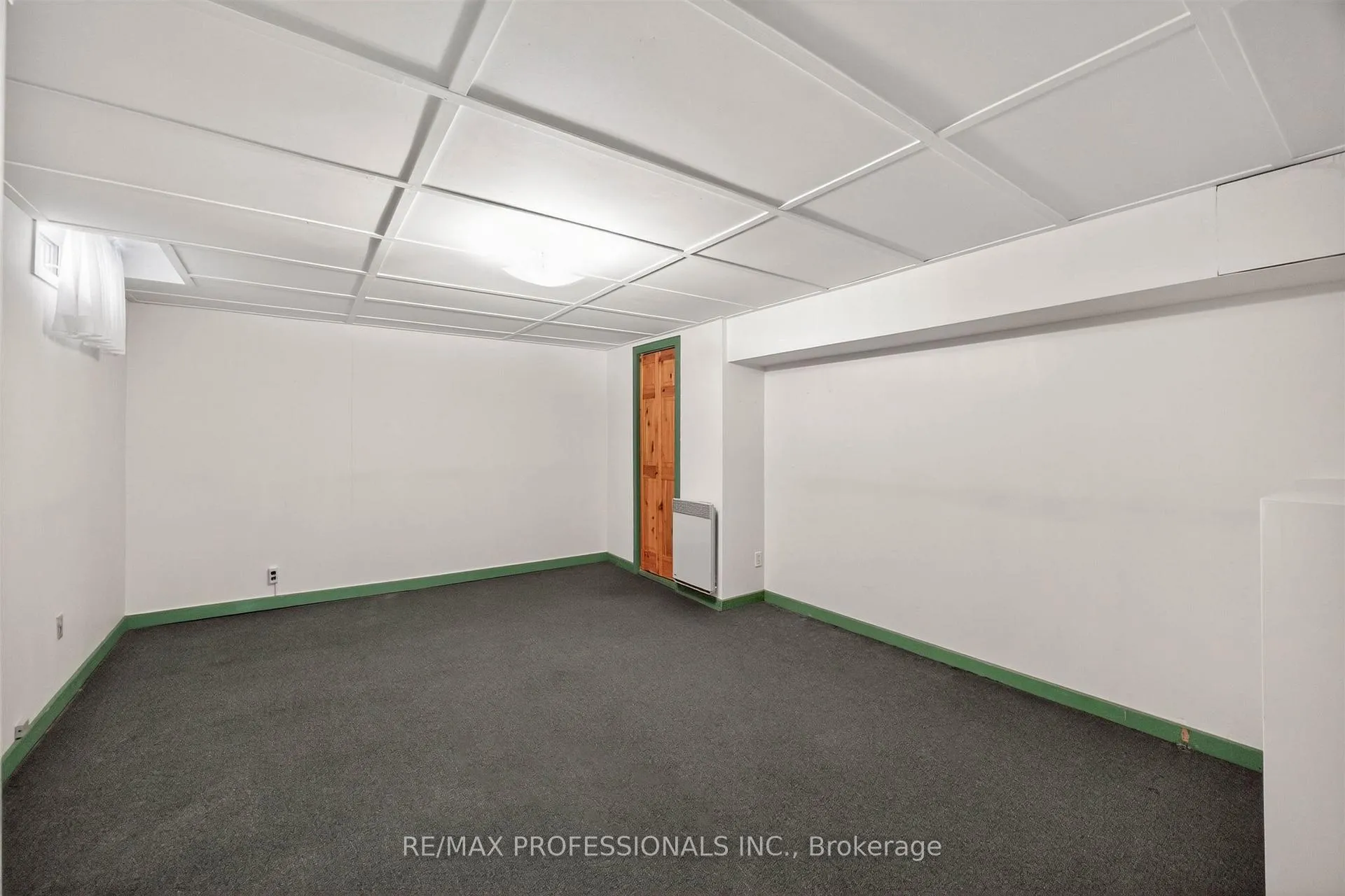 Photo 28 of 4 Bigham Crescent, Etobicoke, Eringate-Centennial-West Deane — HOMEH