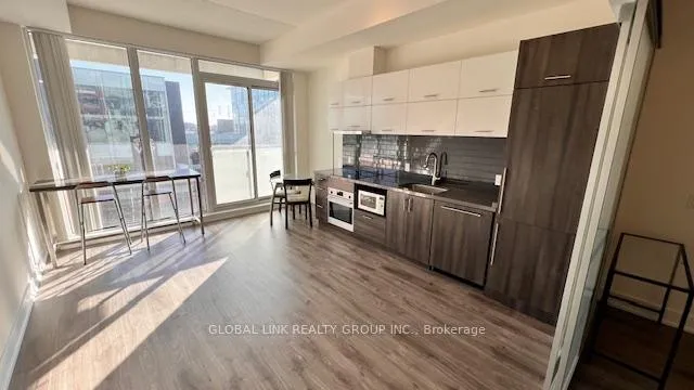 Photo 4 of Unit 303, 180 enterprise Boulevard, Markham, Unionville — HOMEH