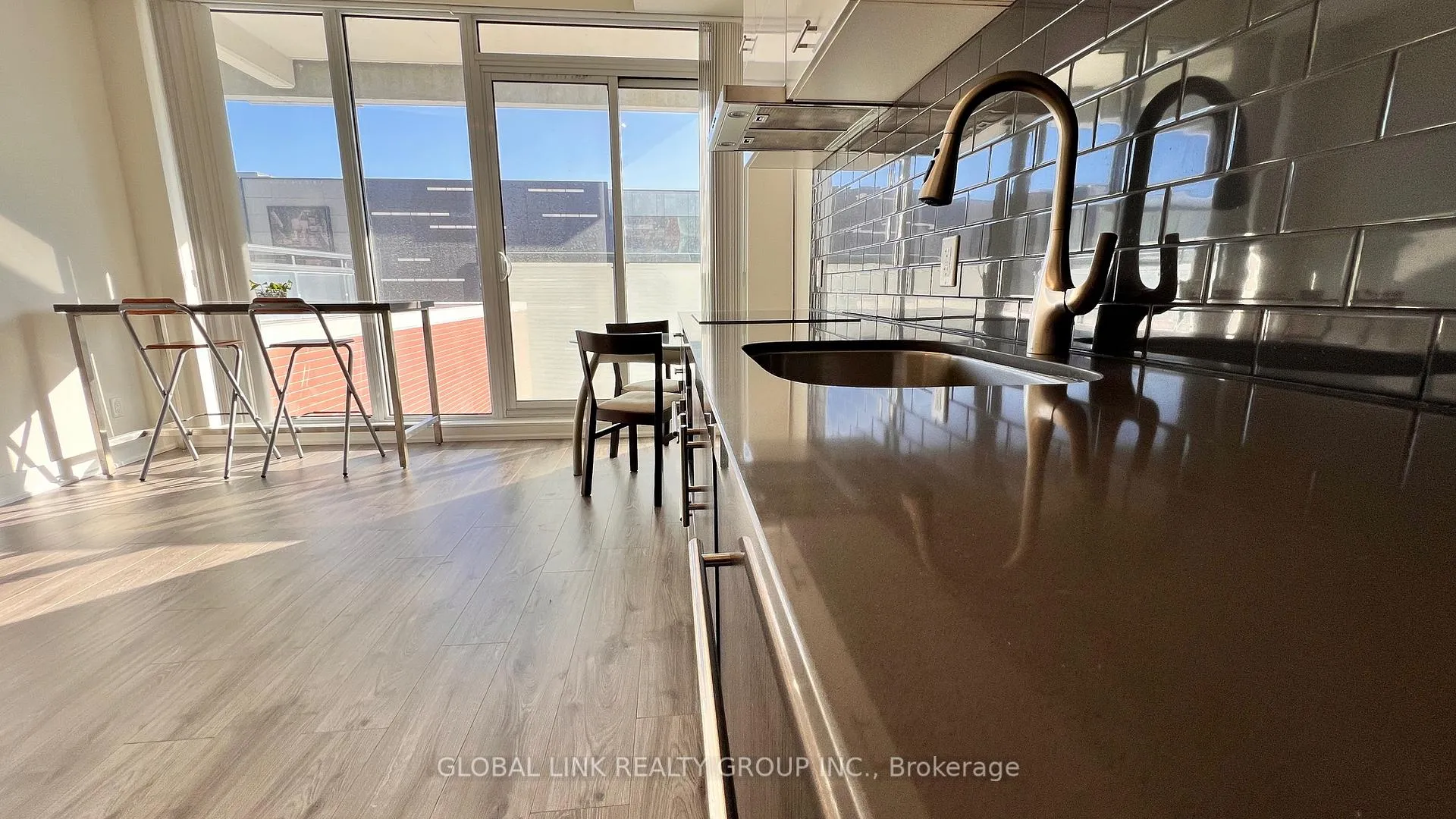 Photo 7 of Unit 303, 180 enterprise Boulevard, Markham, Unionville — HOMEH