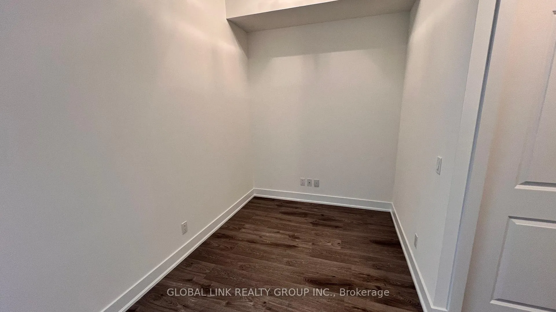 Photo 9 of Unit 303, 180 enterprise Boulevard, Markham, Unionville — HOMEH