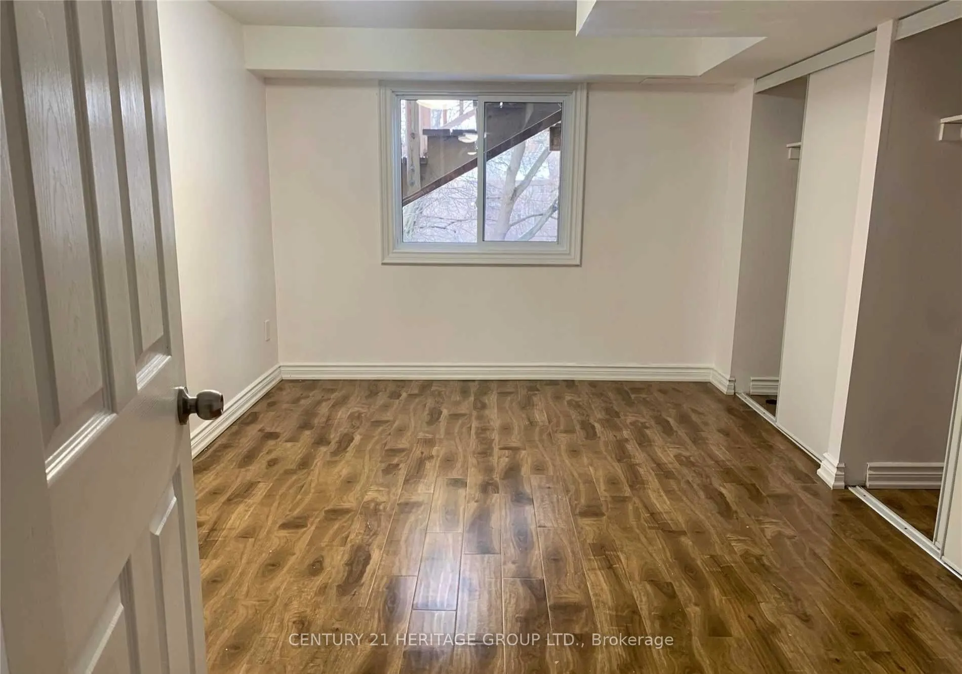 Photo 8 of Unit Basement, 27 Hammond Drive, Aurora, Aurora Heights — HOMEH