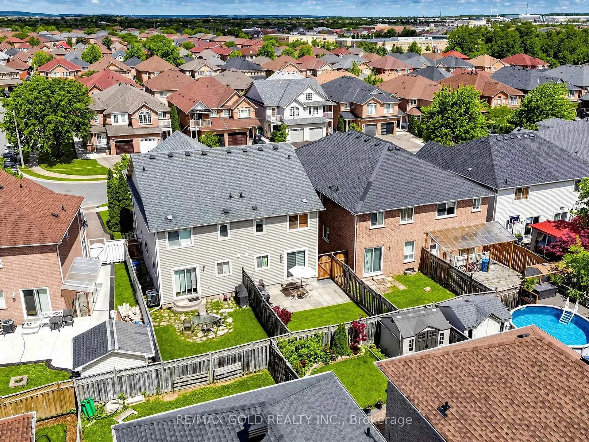 Photo 48 of 110 Tiller Trail, Brampton, Fletcher's Creek Village — HOMEH