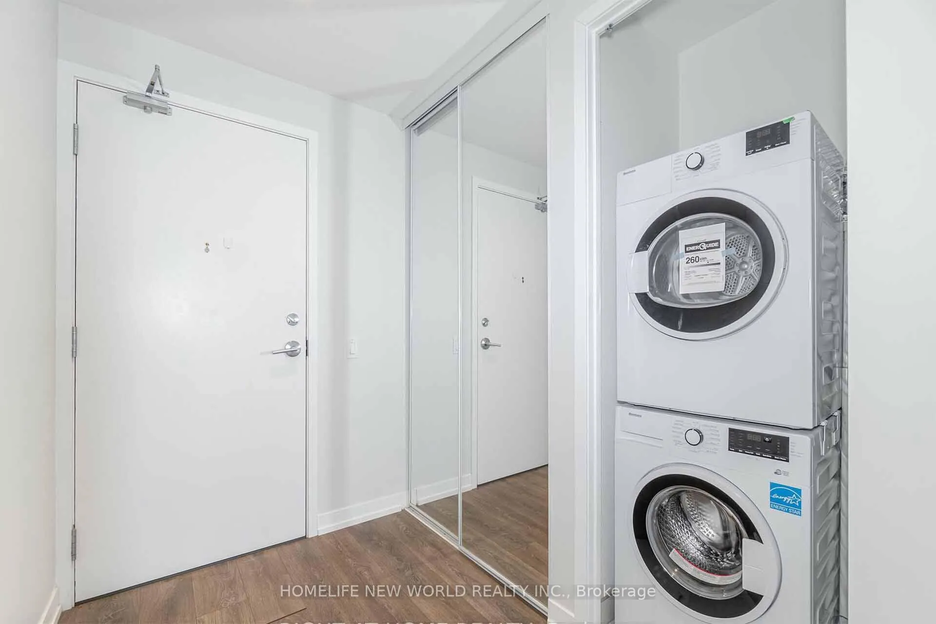 Photo 7 of Unit 5301, 5 Buttermill Avenue, Vaughan, Vaughan Corporate Centre — HOMEH