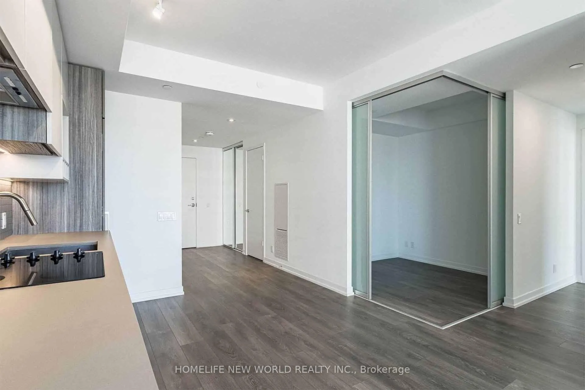Photo 8 of Unit 5301, 5 Buttermill Avenue, Vaughan, Vaughan Corporate Centre — HOMEH