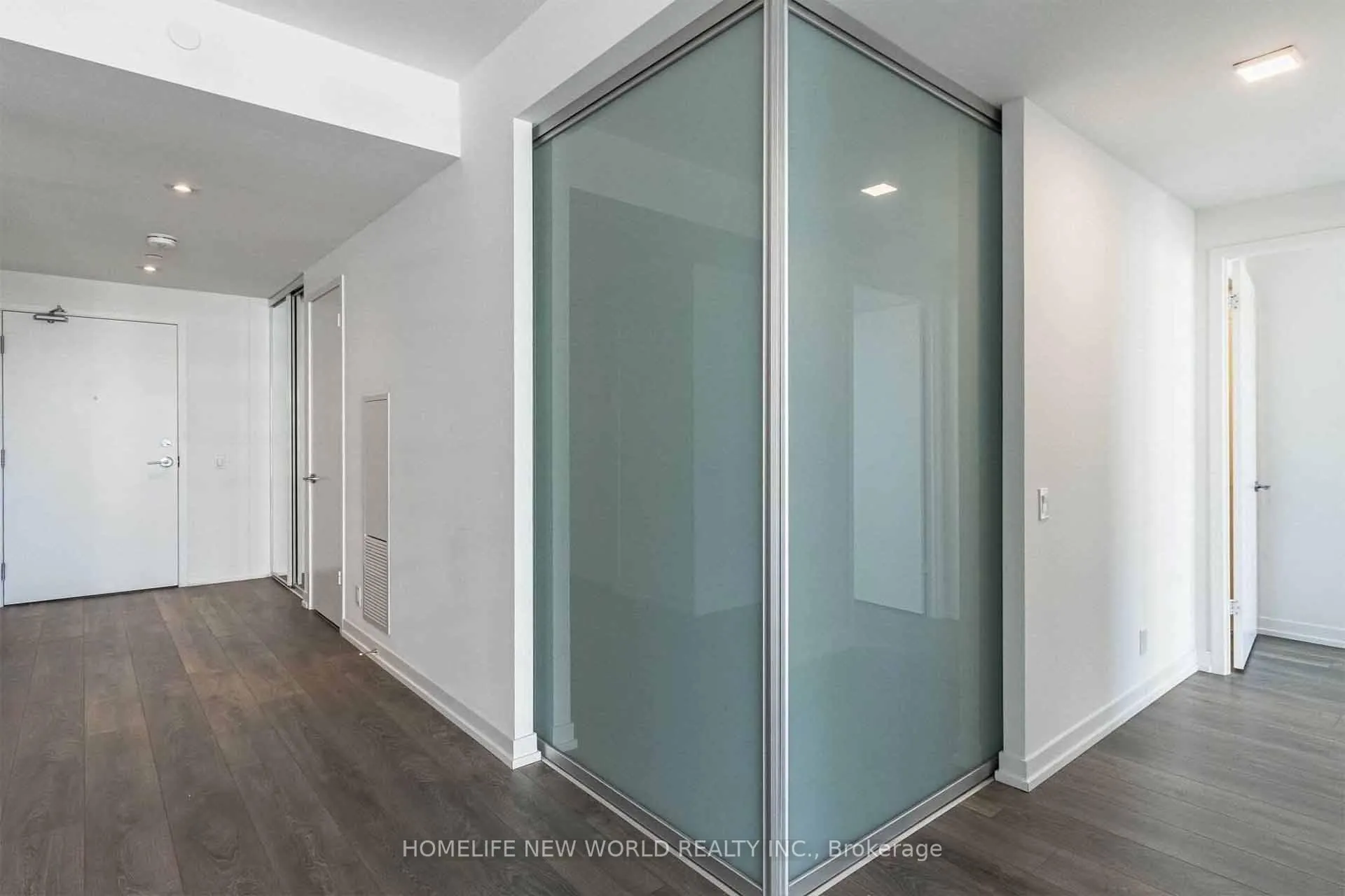 Photo 14 of Unit 5301, 5 Buttermill Avenue, Vaughan, Vaughan Corporate Centre — HOMEH