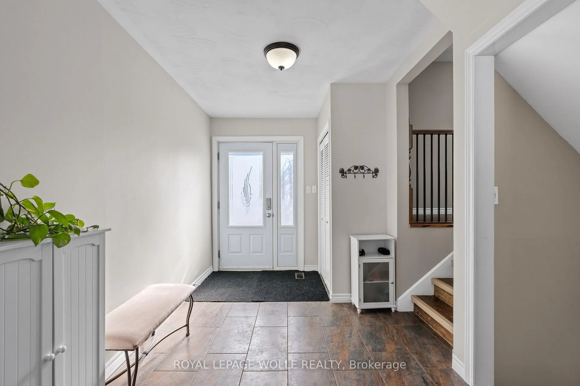 Photo 8 of 218 Arris Crescent, West Perth, Mitchell — HOMEH