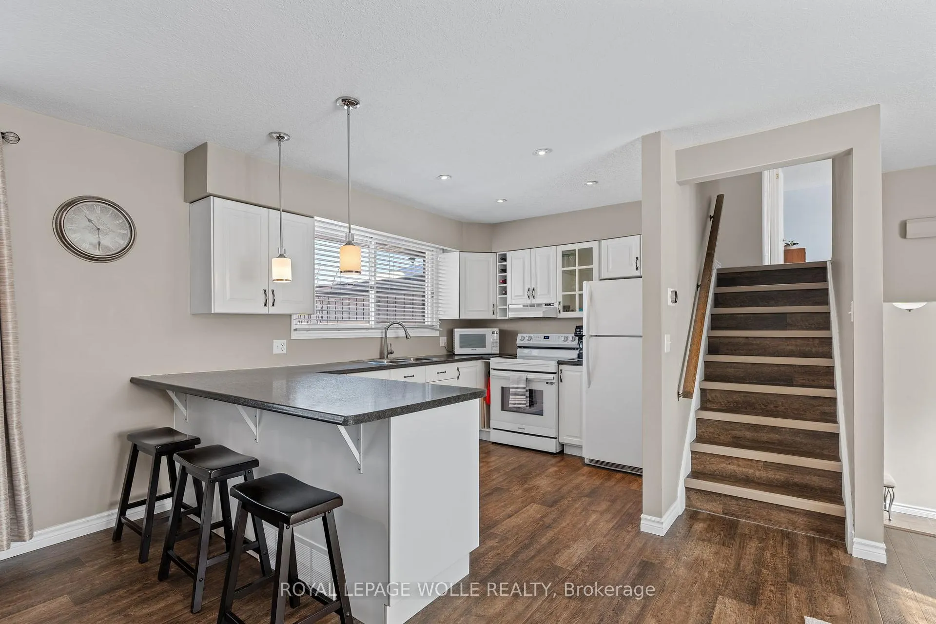 Photo 18 of 218 Arris Crescent, West Perth, Mitchell — HOMEH