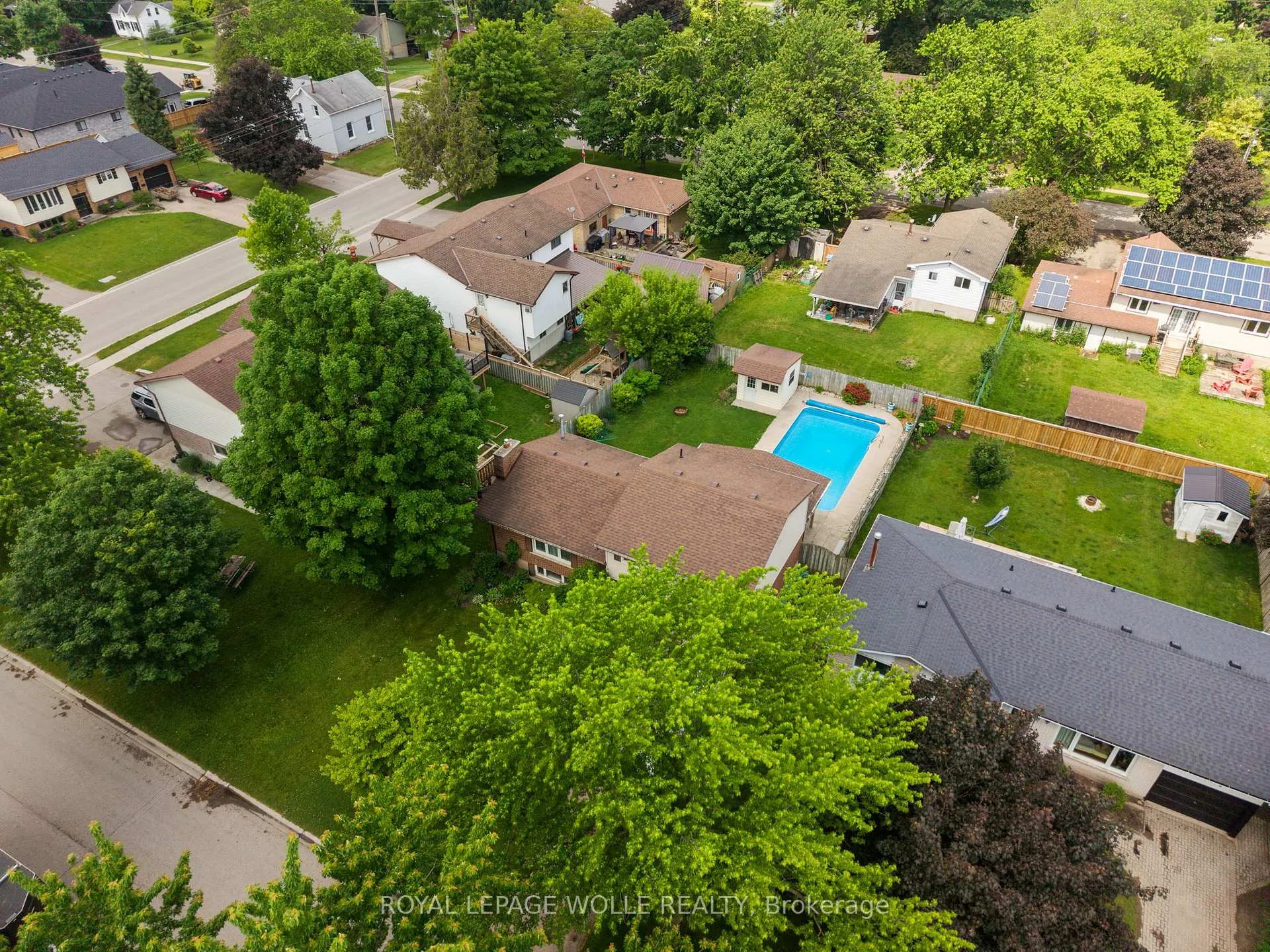 Photo 39 of 218 Arris Crescent, West Perth, Mitchell — HOMEH