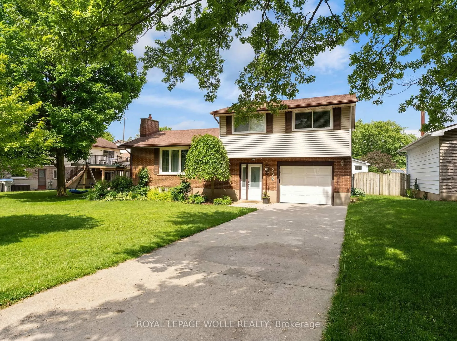 Photo 37 of 218 Arris Crescent, West Perth, Mitchell — HOMEH