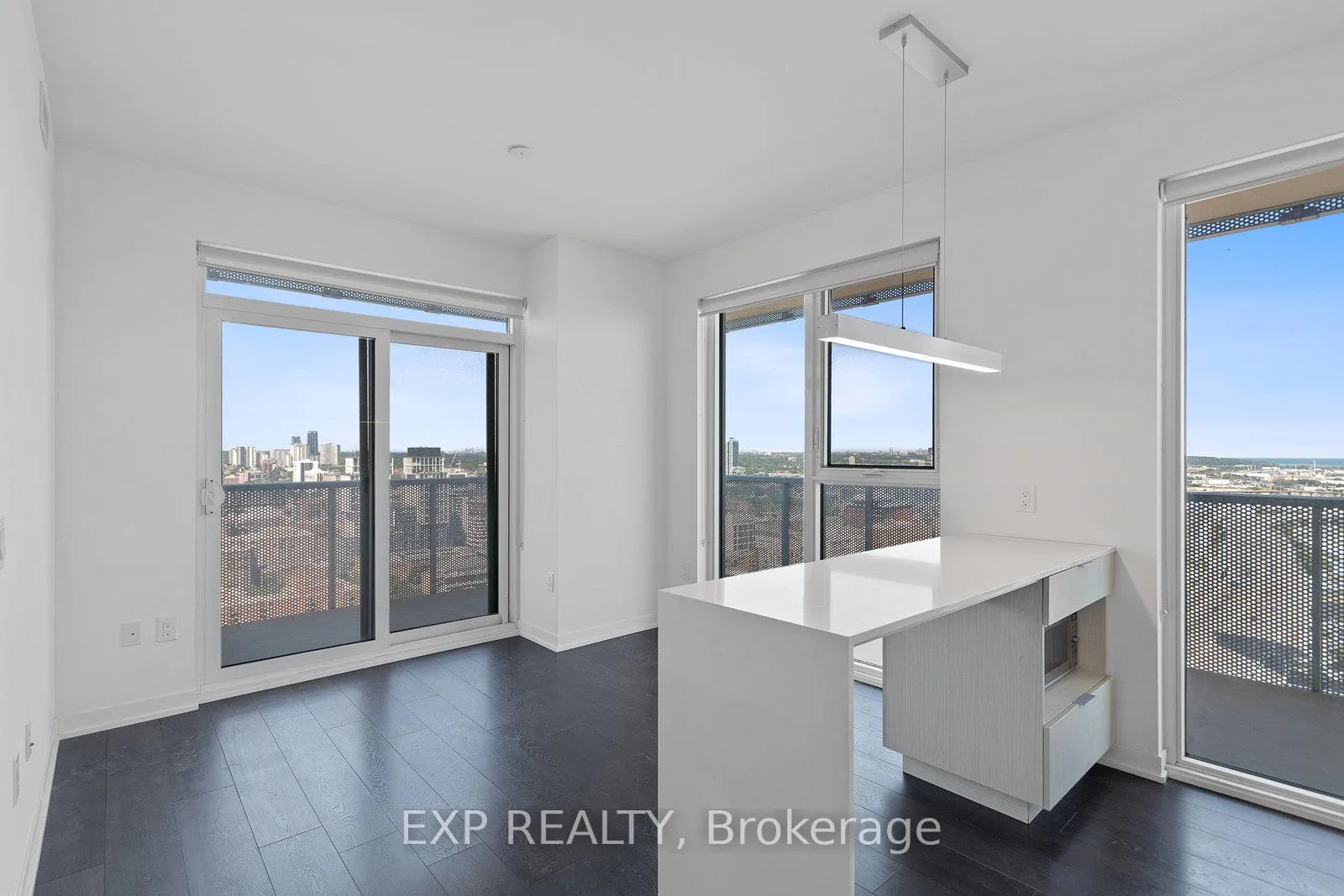 Photo 4 of Unit 2710, 20 Richardson Street, Toronto, Waterfront Communities — HOMEH