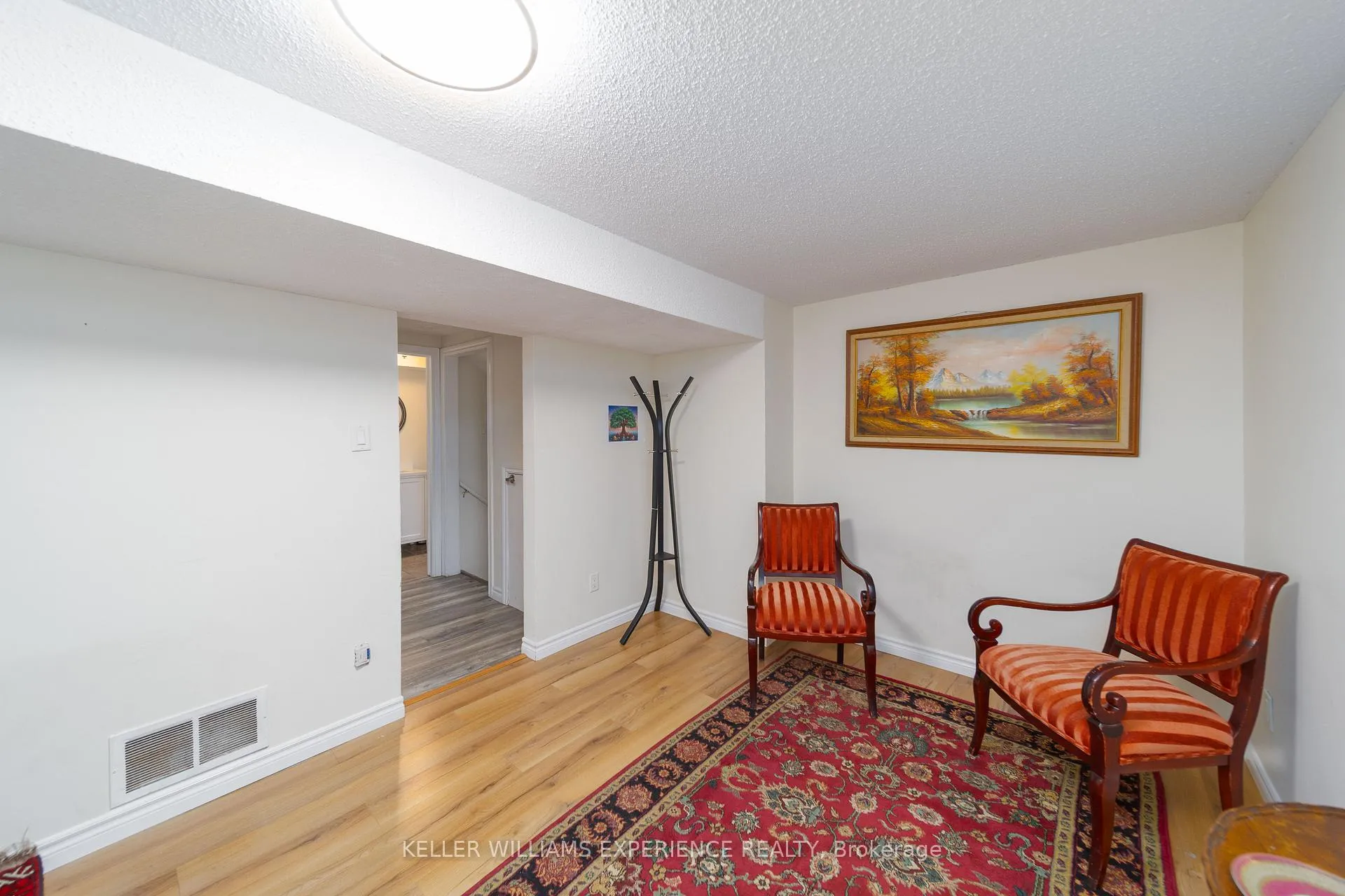 Photo 3 of Unit Lower Lvl, 98 Cundles Road E, Barrie, Cundles East — HOMEH