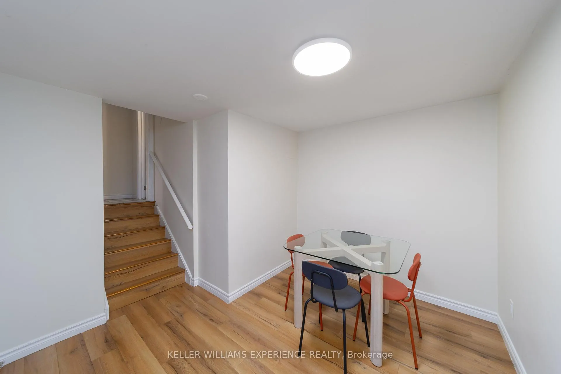 Photo 5 of Unit Lower Lvl, 98 Cundles Road E, Barrie, Cundles East — HOMEH