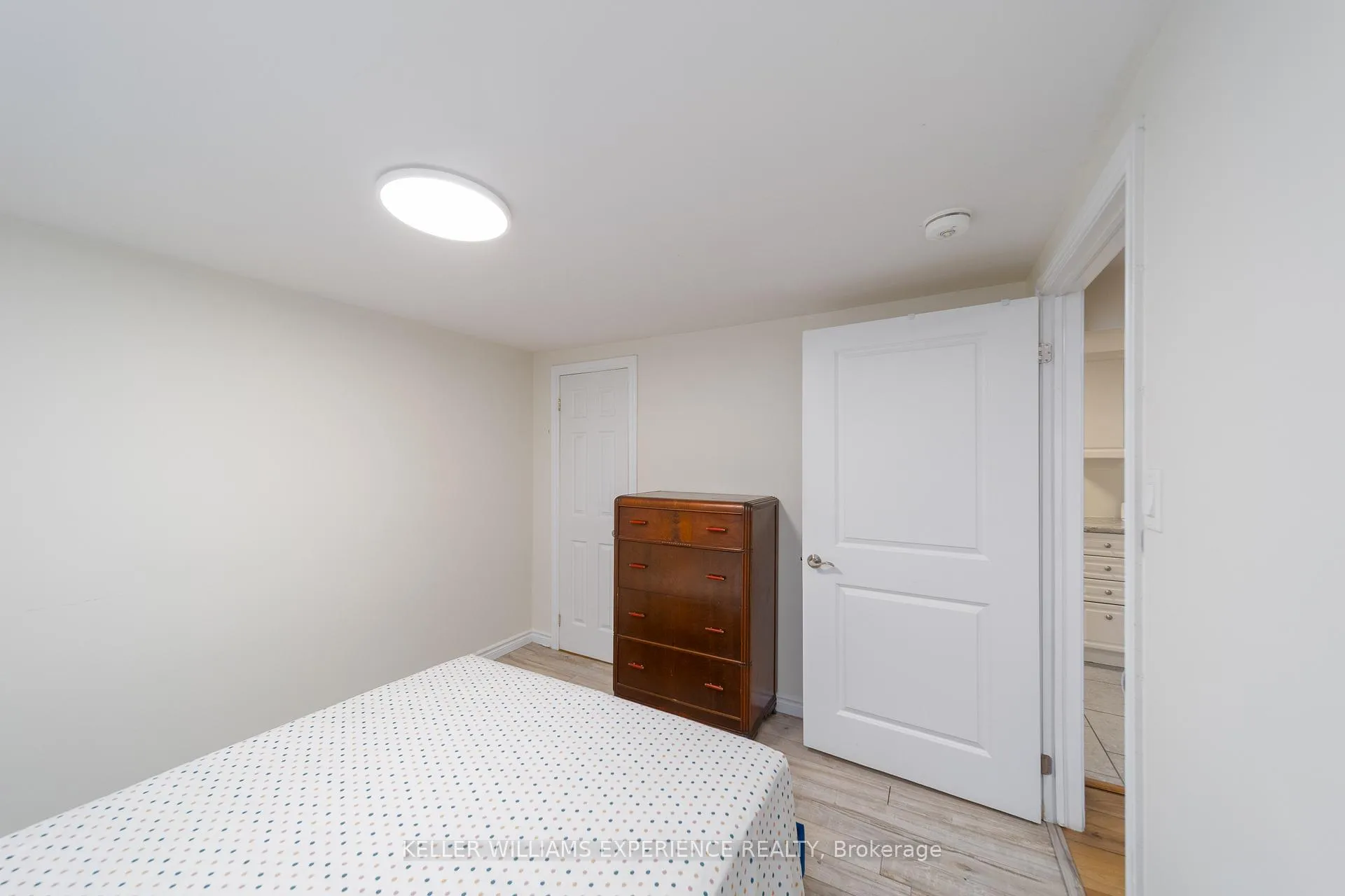 Photo 8 of Unit Lower Lvl, 98 Cundles Road E, Barrie, Cundles East — HOMEH