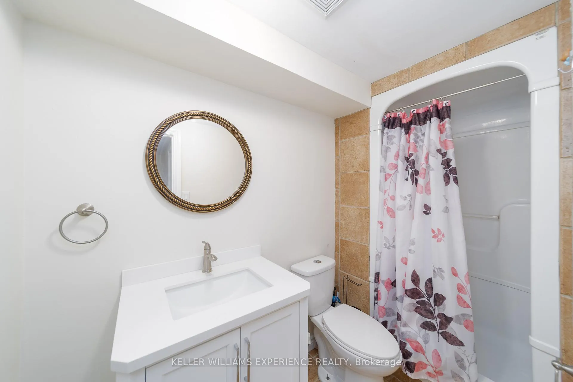 Photo 9 of Unit Lower Lvl, 98 Cundles Road E, Barrie, Cundles East — HOMEH