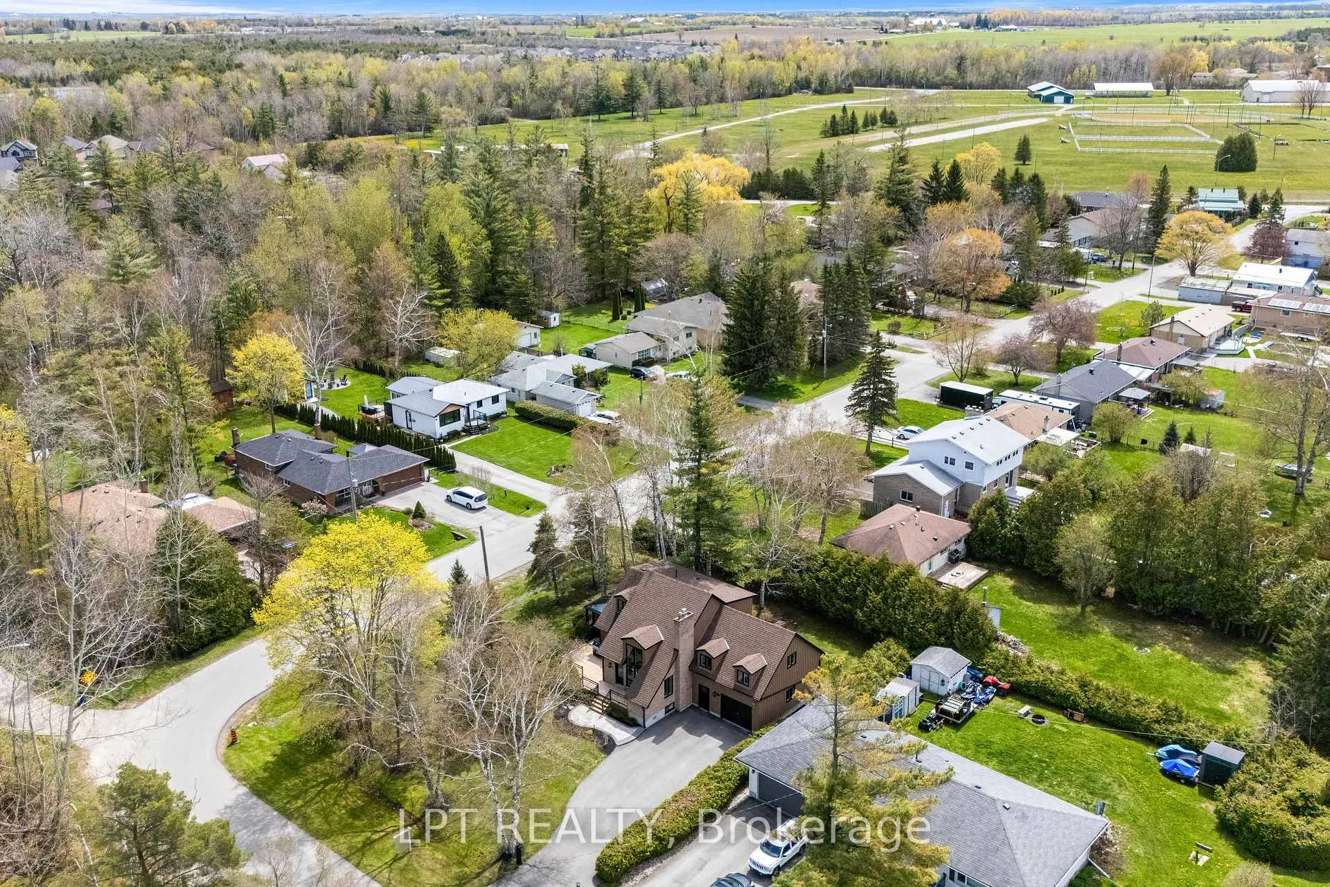 Photo 45 of 59 King Street, Georgina, Sutton & Jackson's Point — HOMEH