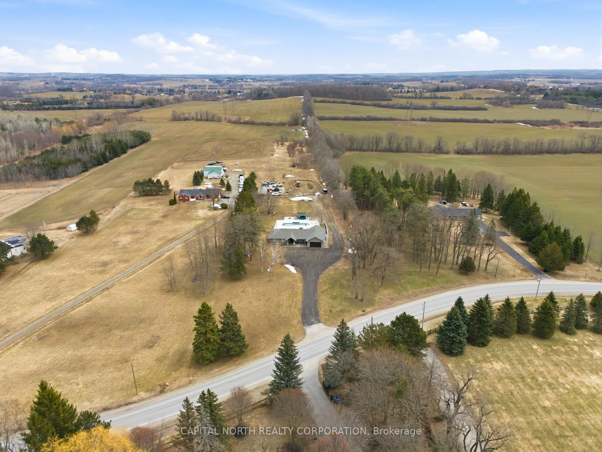 Photo 40 of 1997 15th Sideroad, New Tecumseth, Rural New Tecumseth — HOMEH