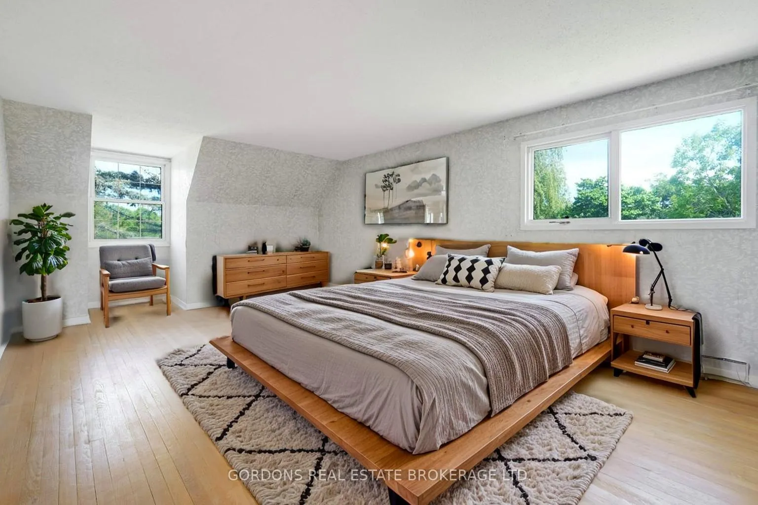 Photo 18 of 35 Aleutian Road, Ottawa, Bruce Farm/Graham Park/Qualicum/Bellands — HOMEH