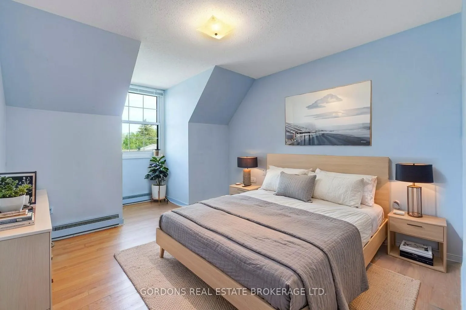 Photo 24 of 35 Aleutian Road, Ottawa, Bruce Farm/Graham Park/Qualicum/Bellands — HOMEH