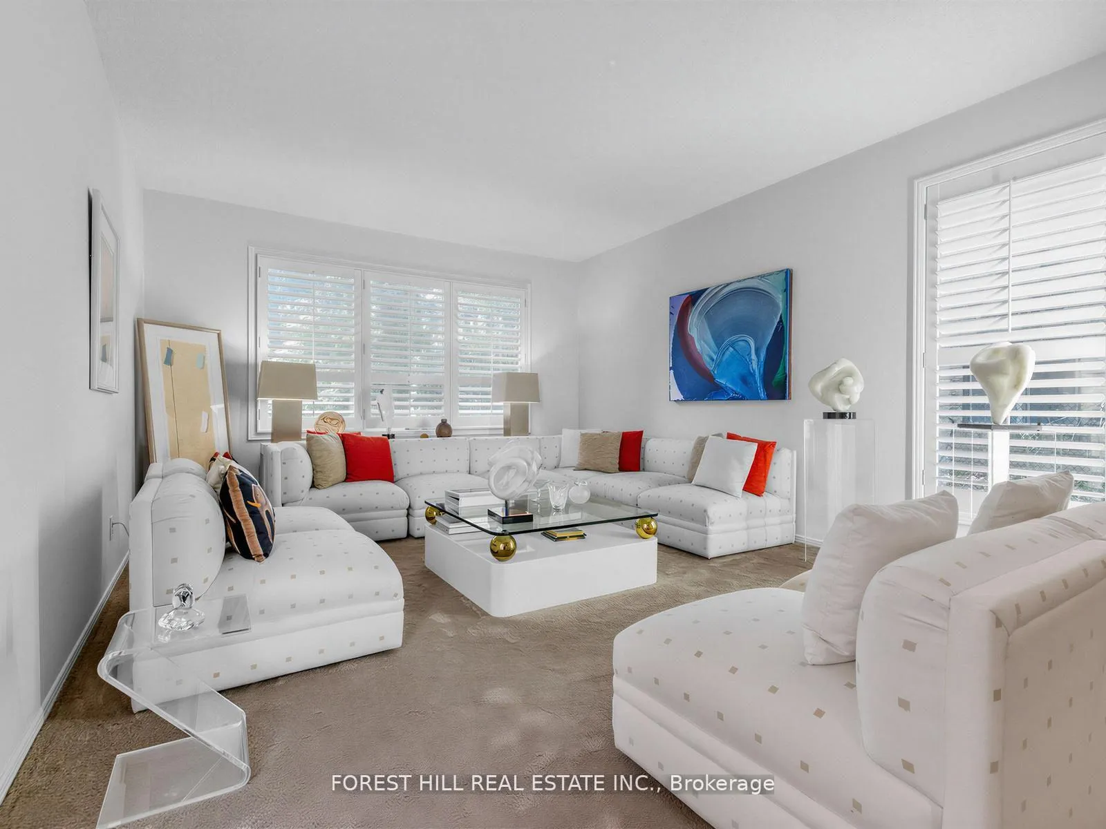 Photo 5 of 43 Beaverhall Drive, North York, St. Andrew-Windfields — HOMEH