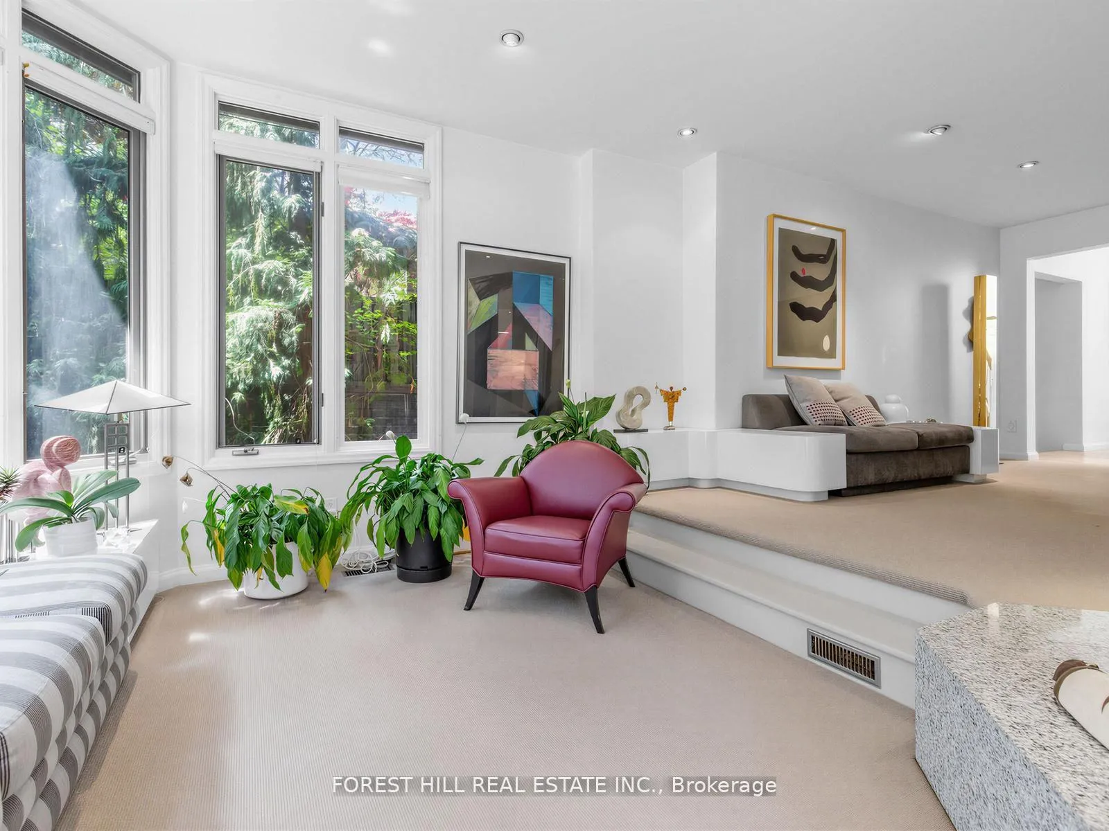 Photo 17 of 43 Beaverhall Drive, North York, St. Andrew-Windfields — HOMEH