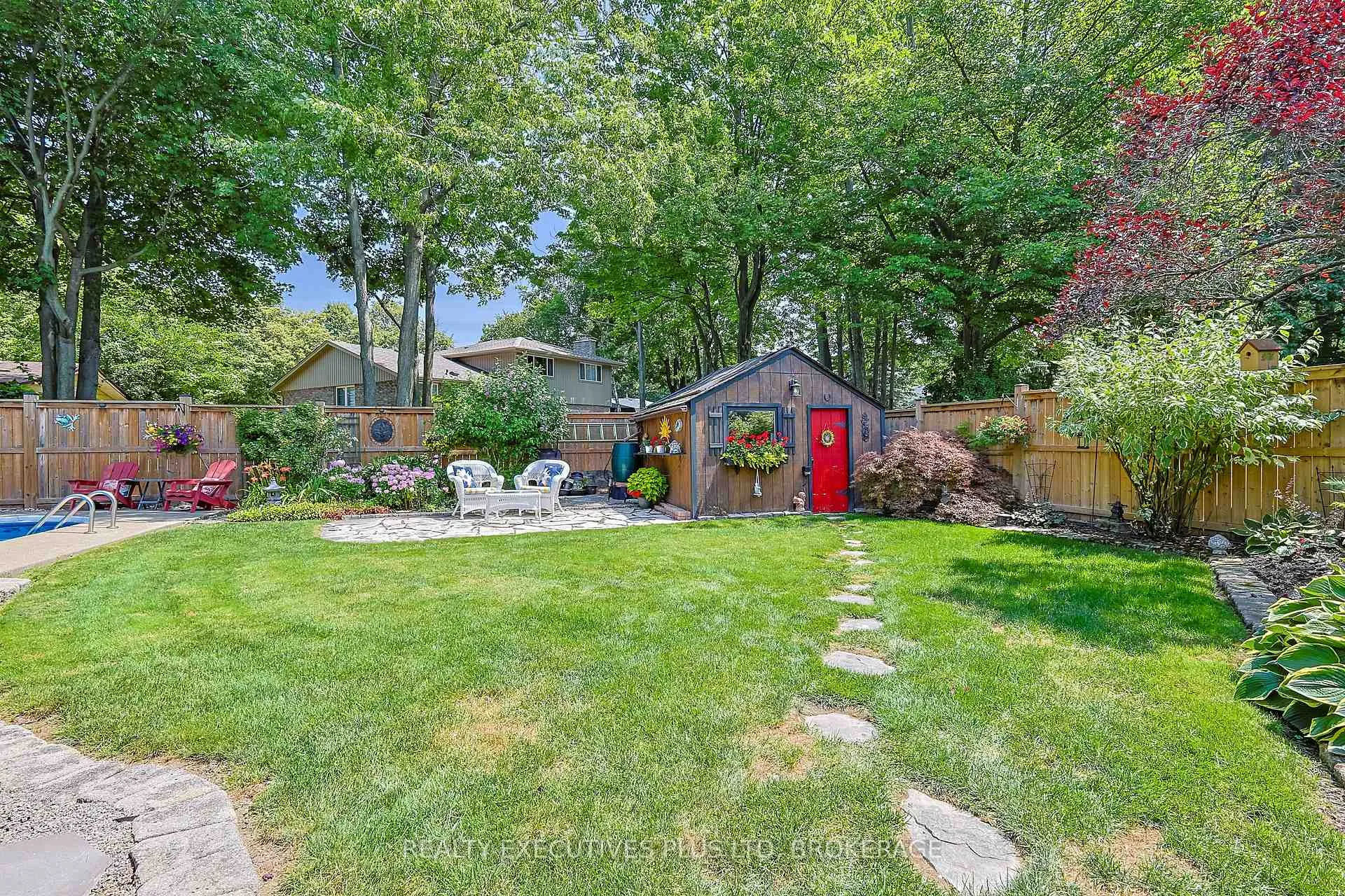 Photo 33 of 2560 Lepp Avenue, Niagara Falls, Stamford — HOMEH