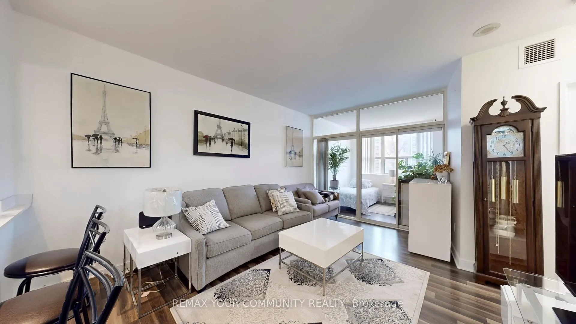 Photo 2 of Unit 111, 7398 Yonge Street, Vaughan, Crestwood-Springfarm-Yorkhill — HOMEH