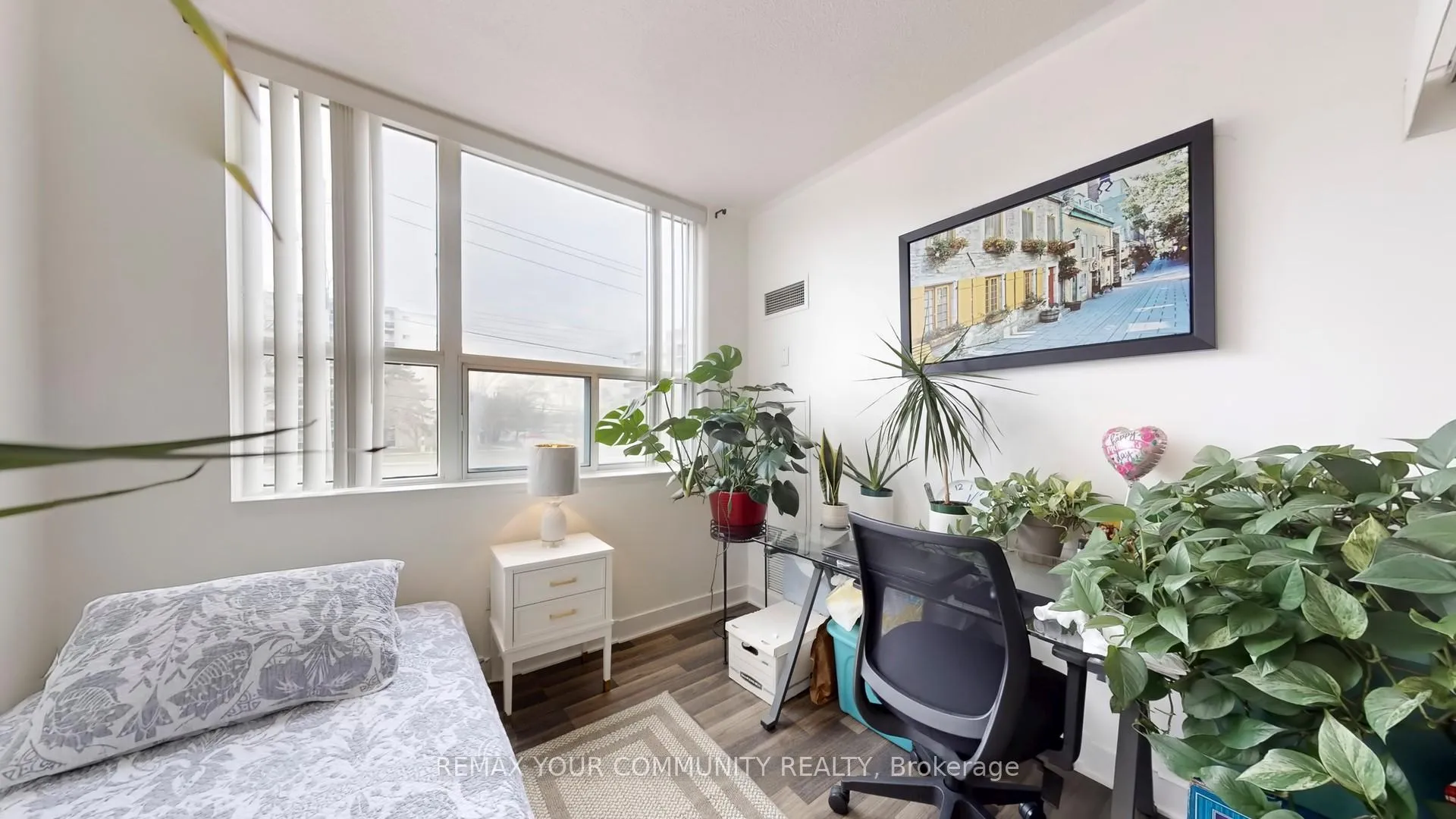 Photo 10 of Unit 111, 7398 Yonge Street, Vaughan, Crestwood-Springfarm-Yorkhill — HOMEH