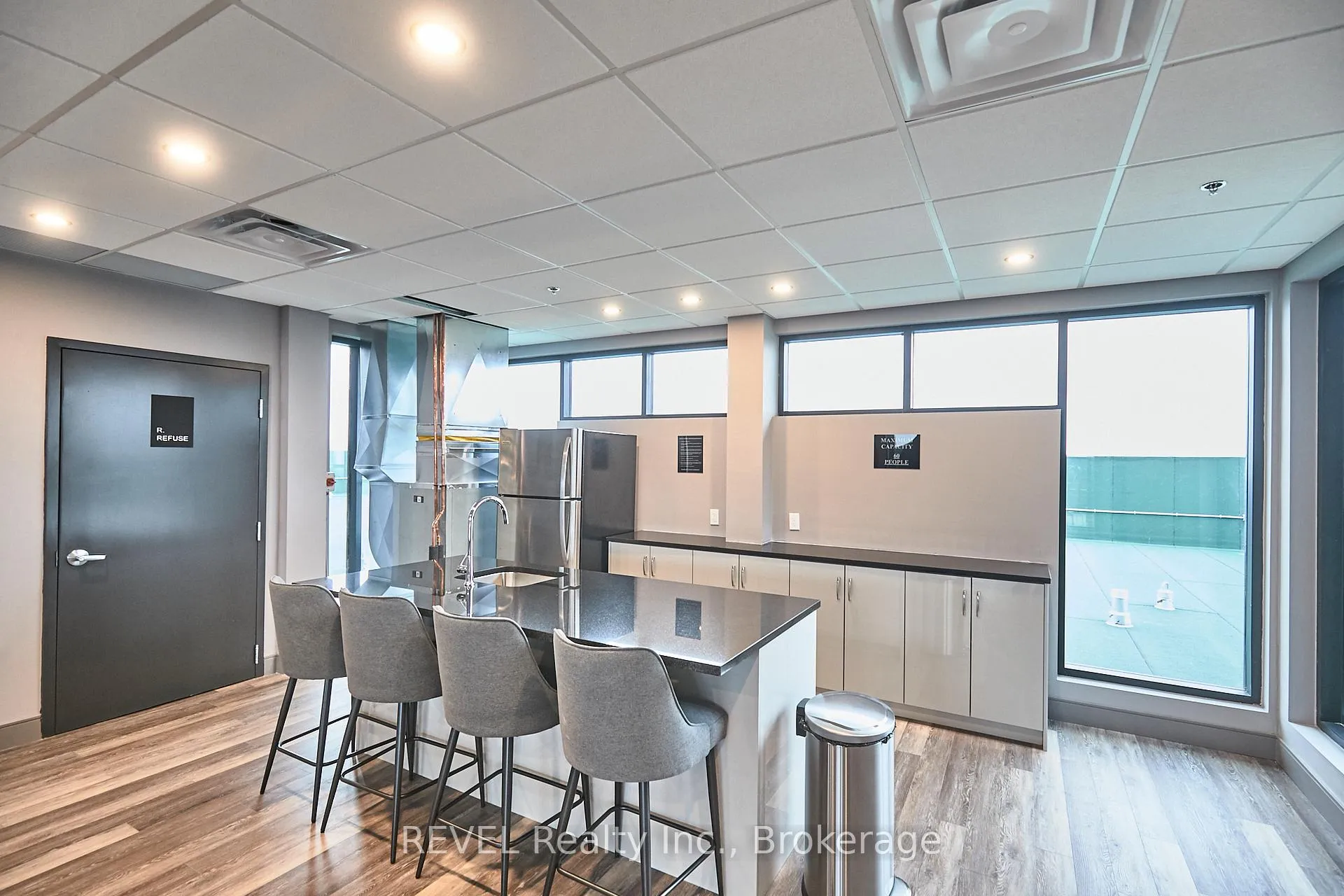 Photo 22 of Unit 503, 300B Fourth Avenue, St. Catharines, Ridley — HOMEH