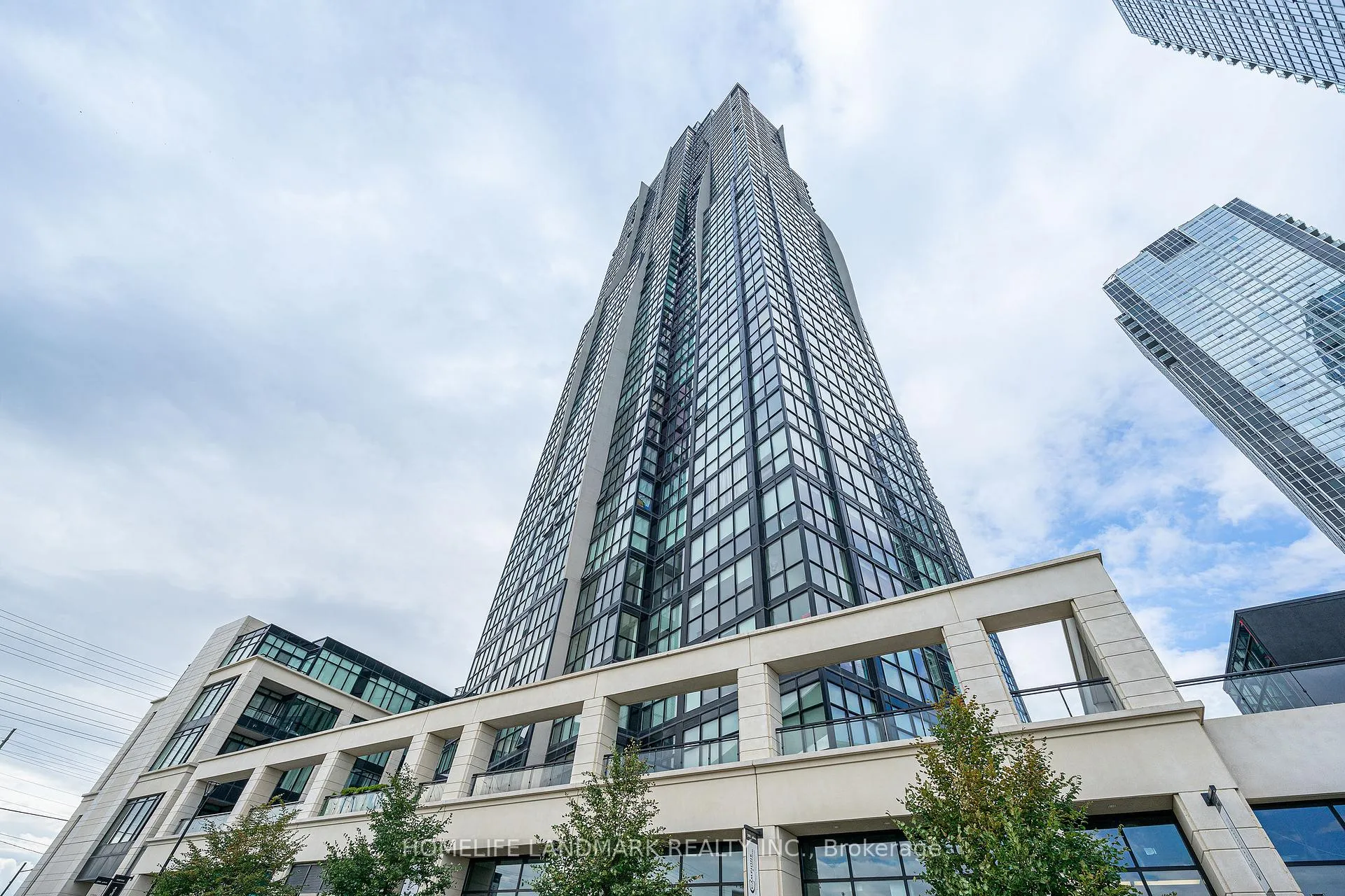 Photo 1 of Unit 2706, 2900 Highway 7, Vaughan, Concord — HOMEH