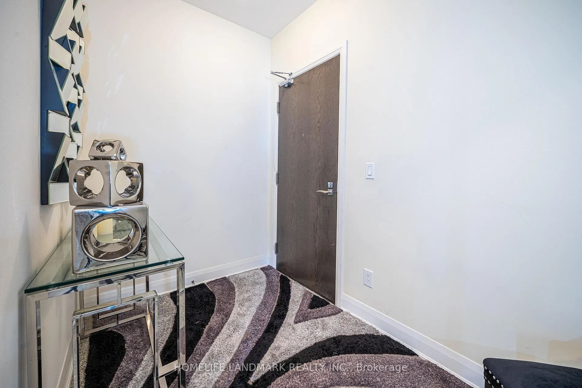 Photo 3 of Unit 2706, 2900 Highway 7, Vaughan, Concord — HOMEH