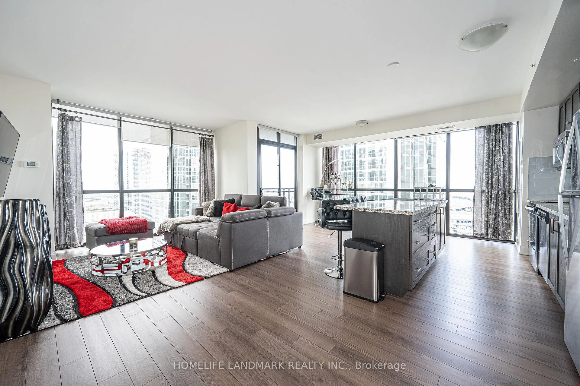 Photo 4 of Unit 2706, 2900 Highway 7, Vaughan, Concord — HOMEH