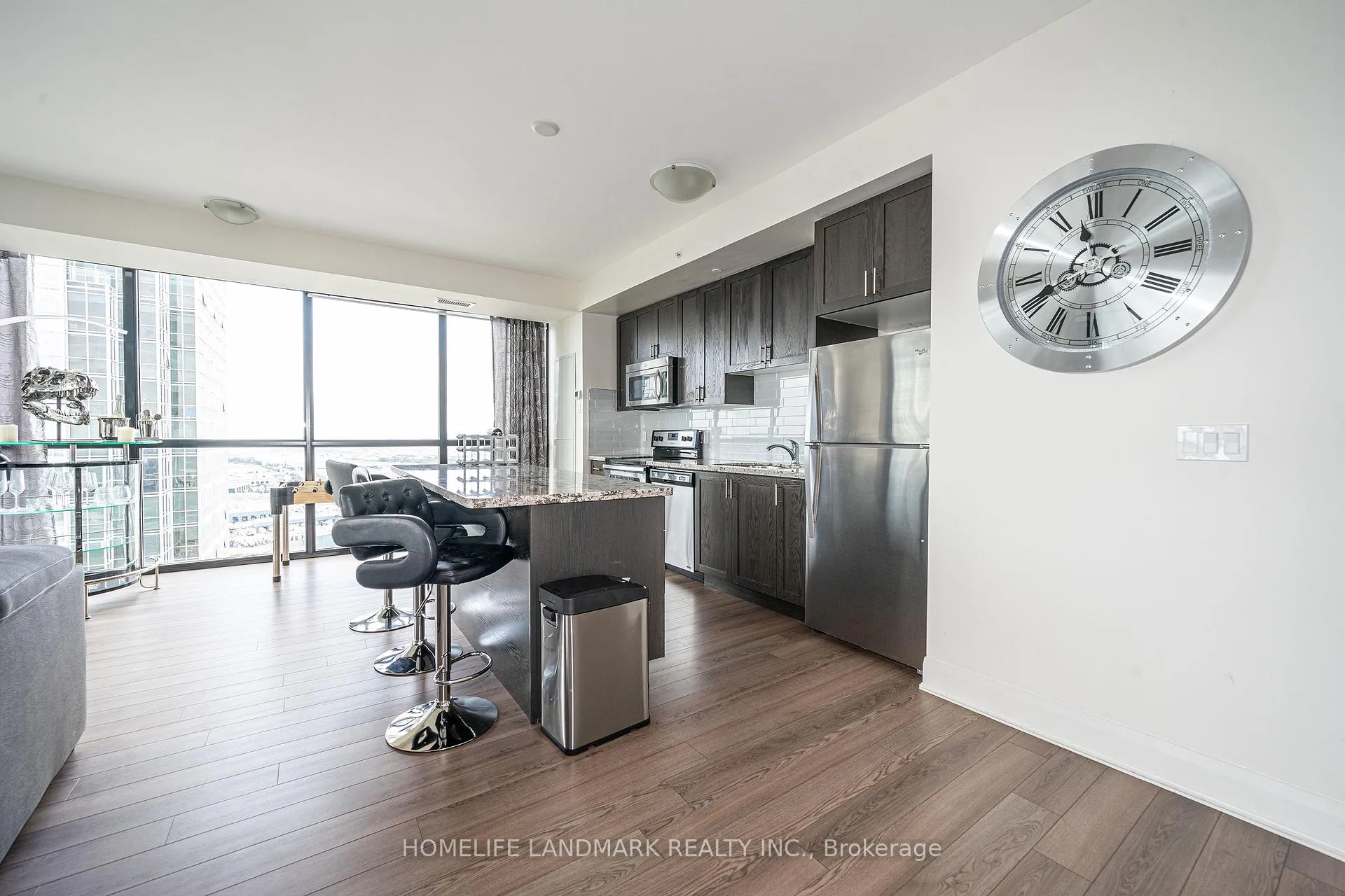 Photo 5 of Unit 2706, 2900 Highway 7, Vaughan, Concord — HOMEH