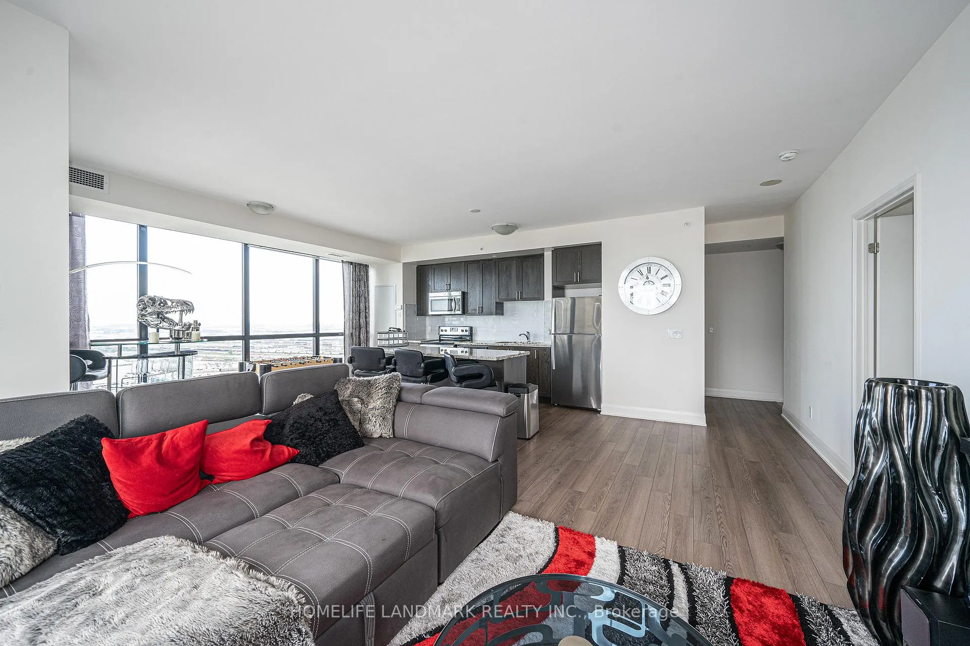 Photo 10 of Unit 2706, 2900 Highway 7, Vaughan, Concord — HOMEH