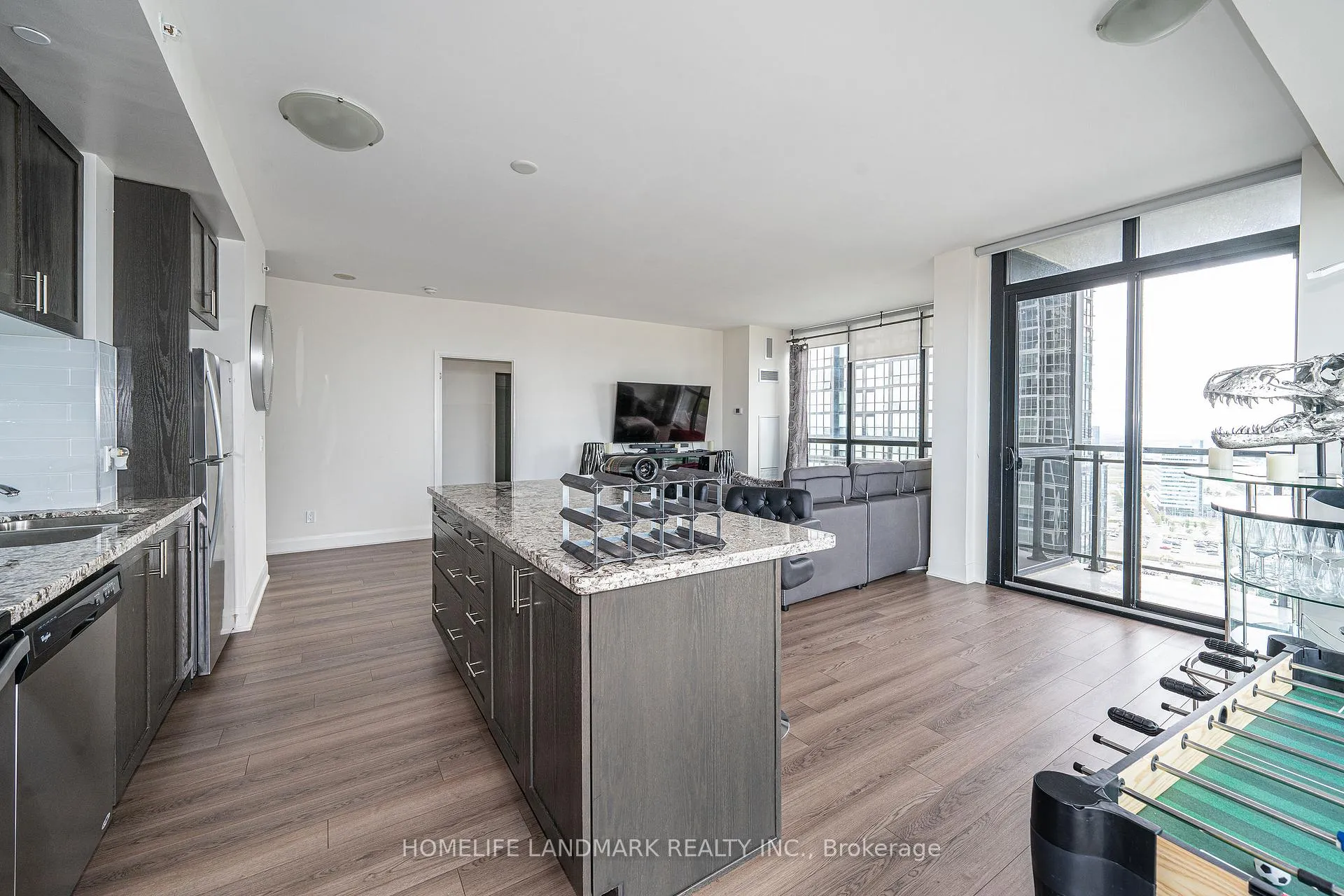 Photo 11 of Unit 2706, 2900 Highway 7, Vaughan, Concord — HOMEH